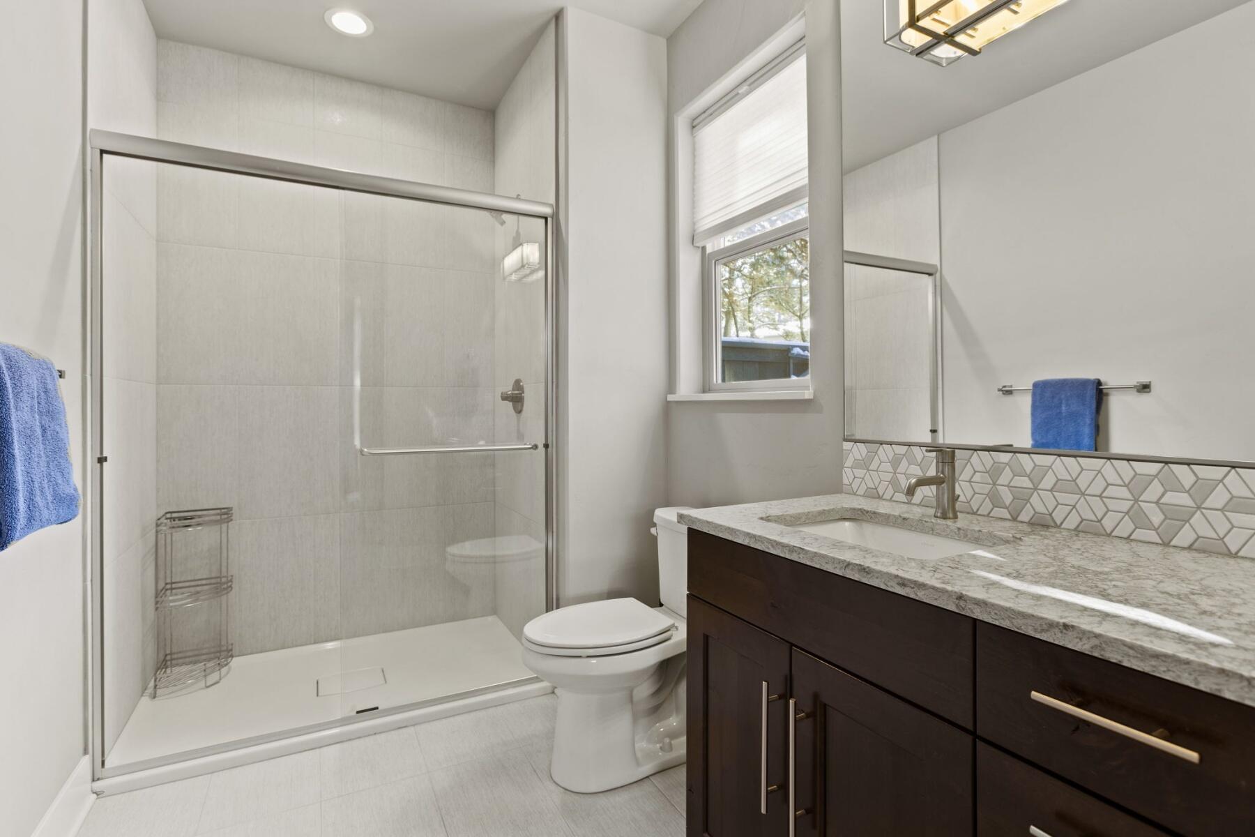 3087 NW Canyon Springs Place