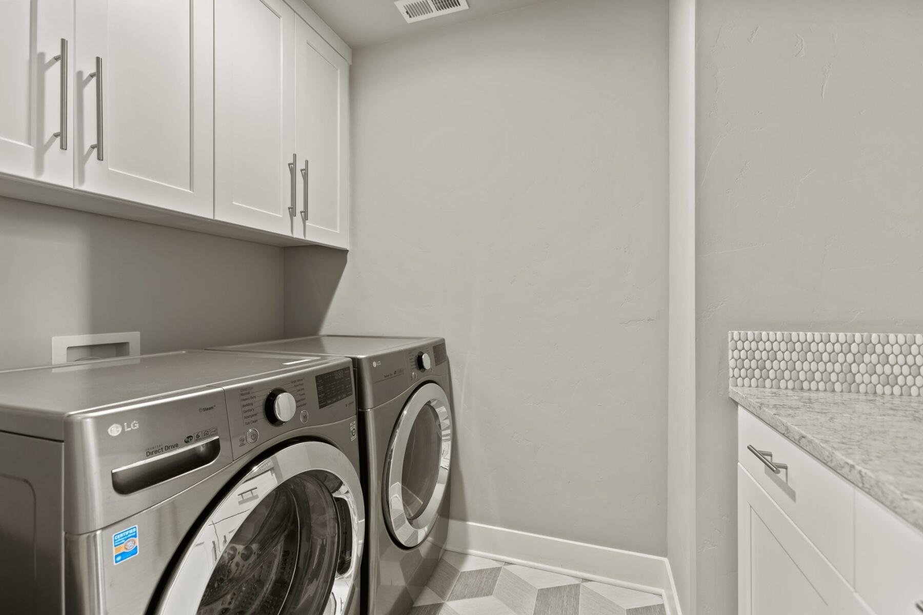 3087 NW Canyon Springs Place