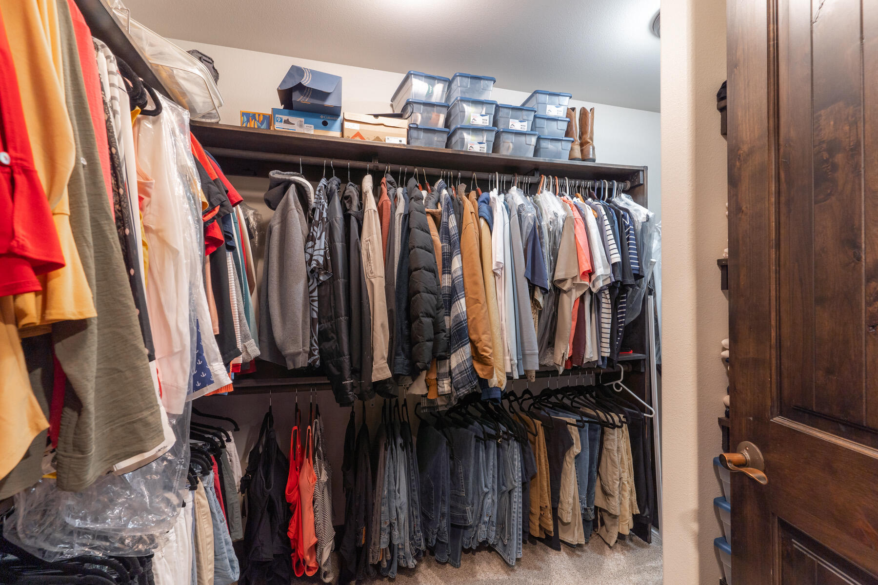 789 NW Yosemite Drive