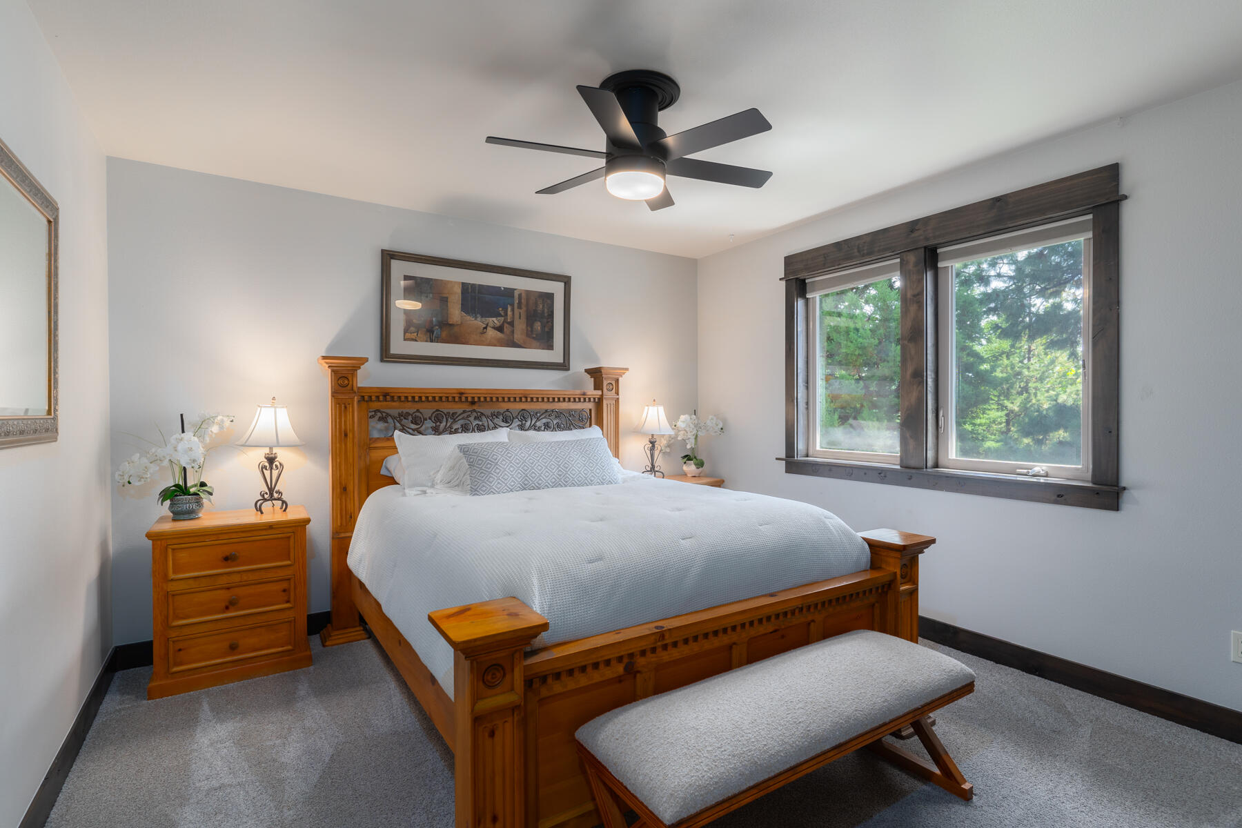 789 NW Yosemite Drive