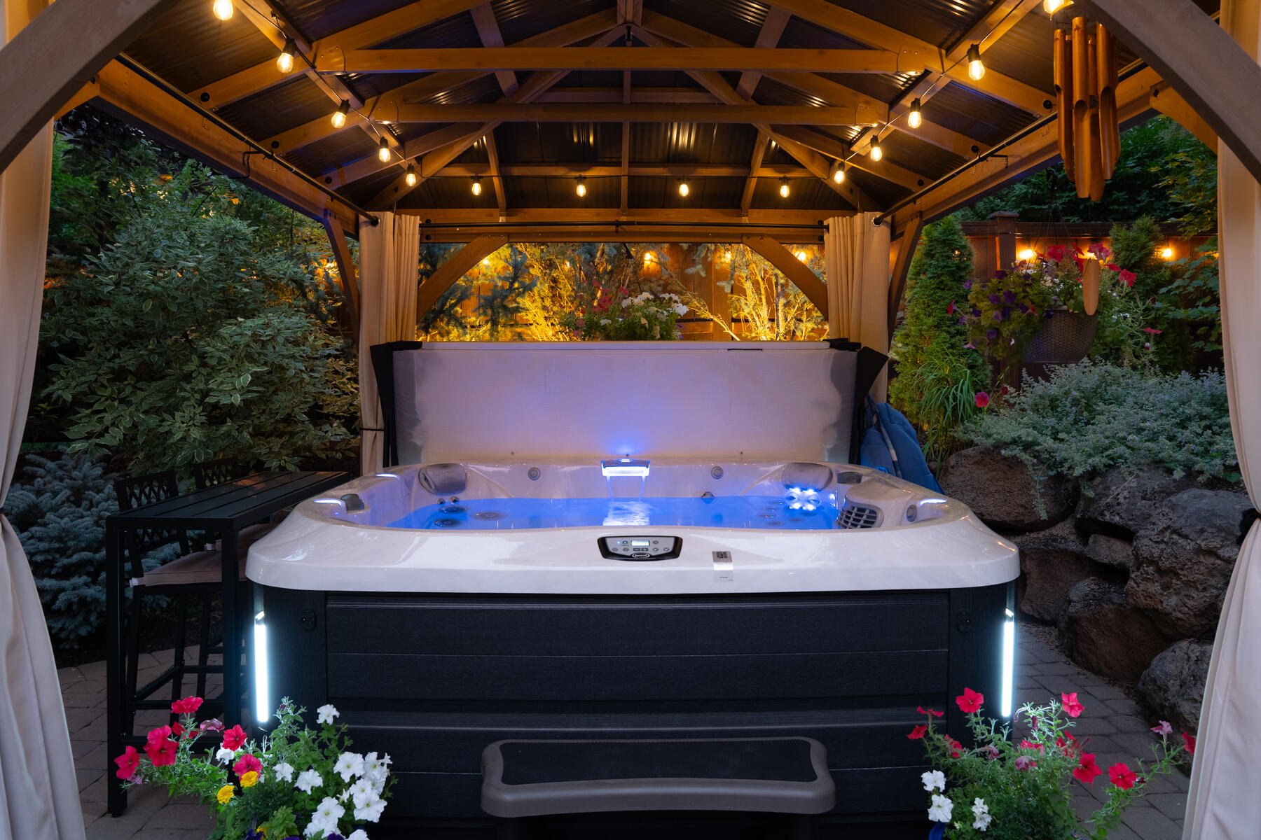 789 NW Yosemite Drive