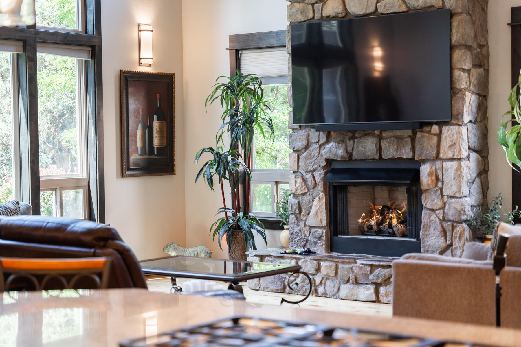 789 NW Yosemite Drive