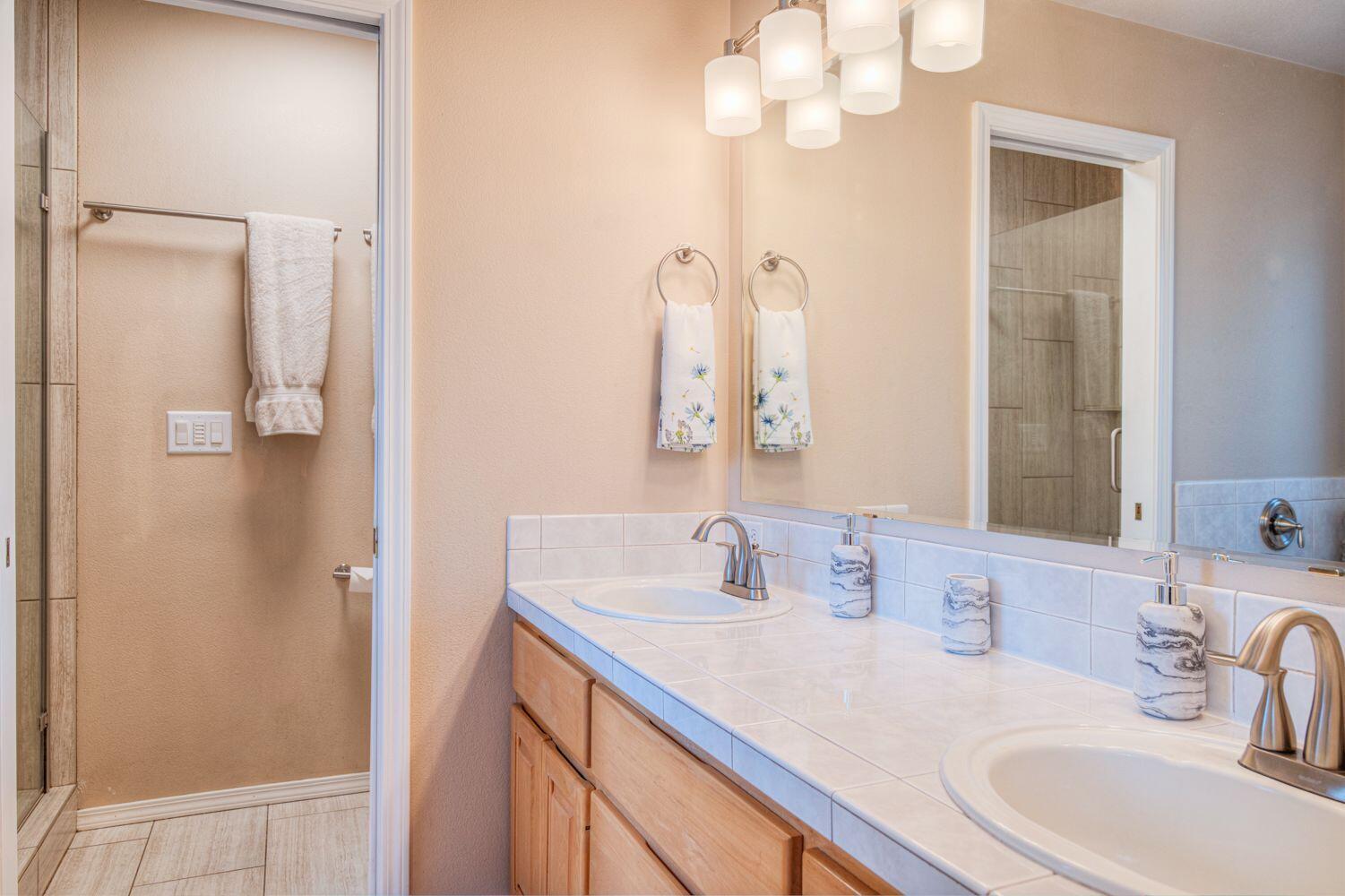 922 SE Sunwood Court