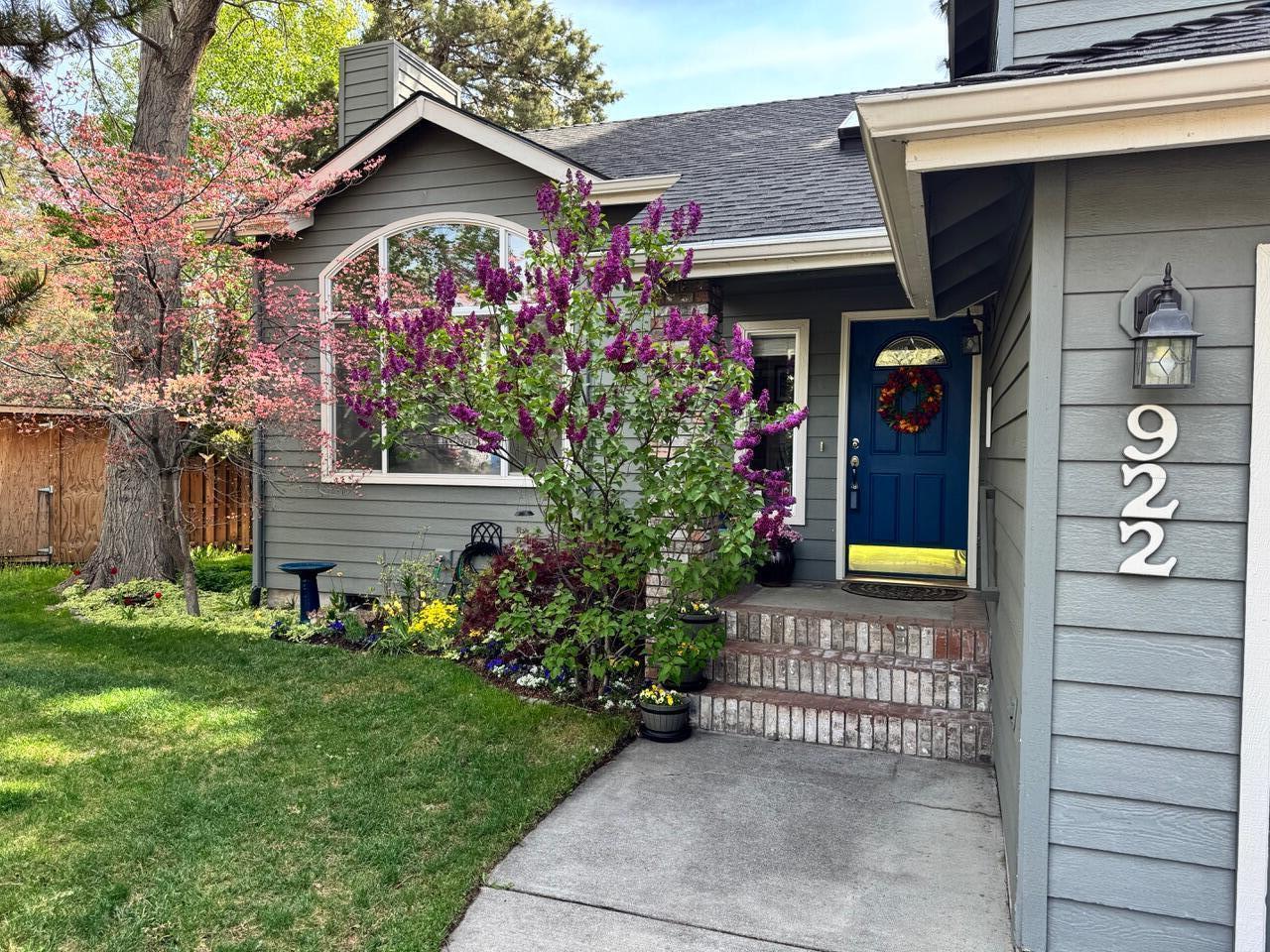 922 SE Sunwood Court