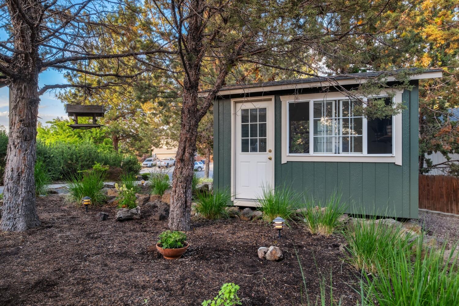 2799 NE Baroness Place