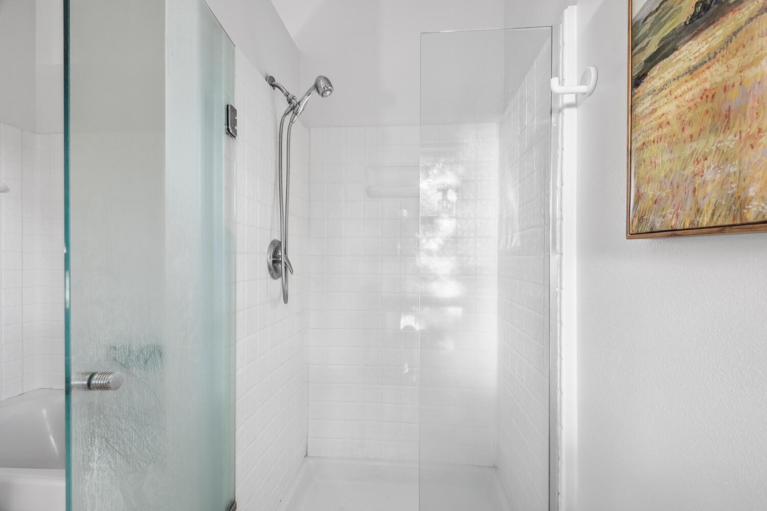 2799 NE Baroness Place