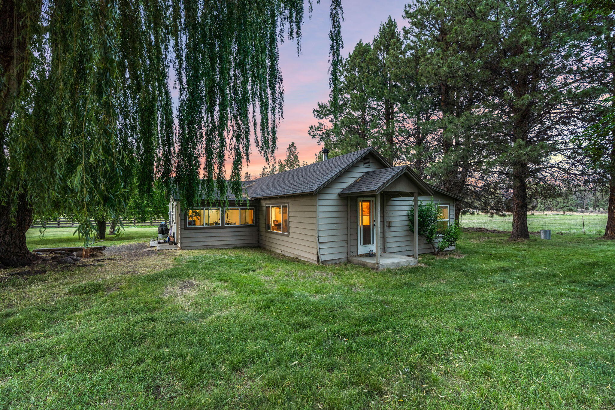 4743 NW Maple Avenue