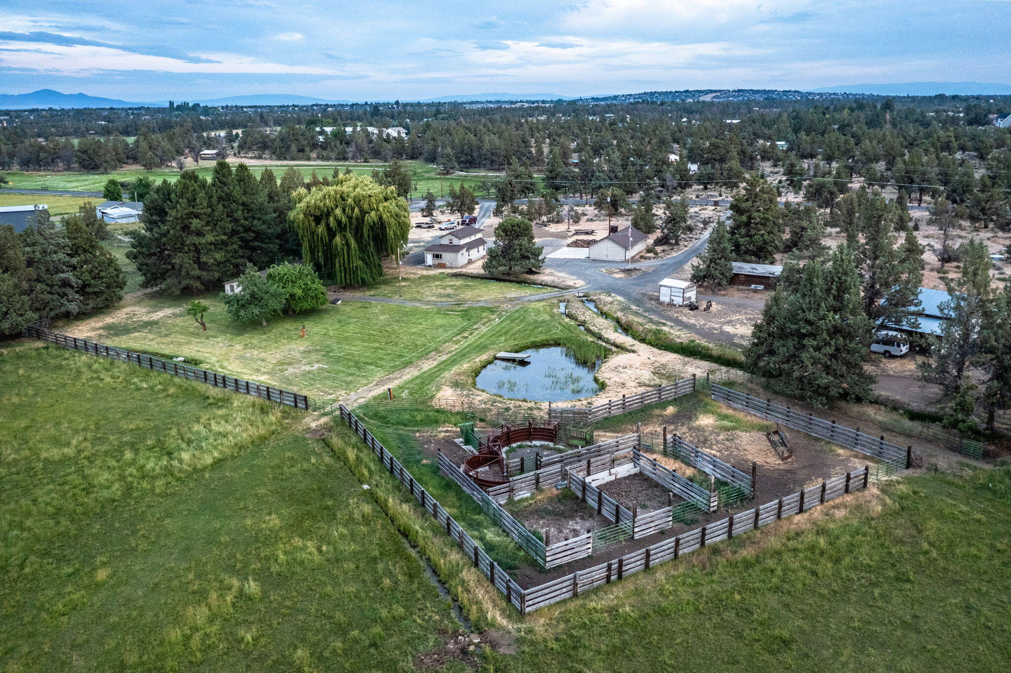 4743 NW Maple Avenue