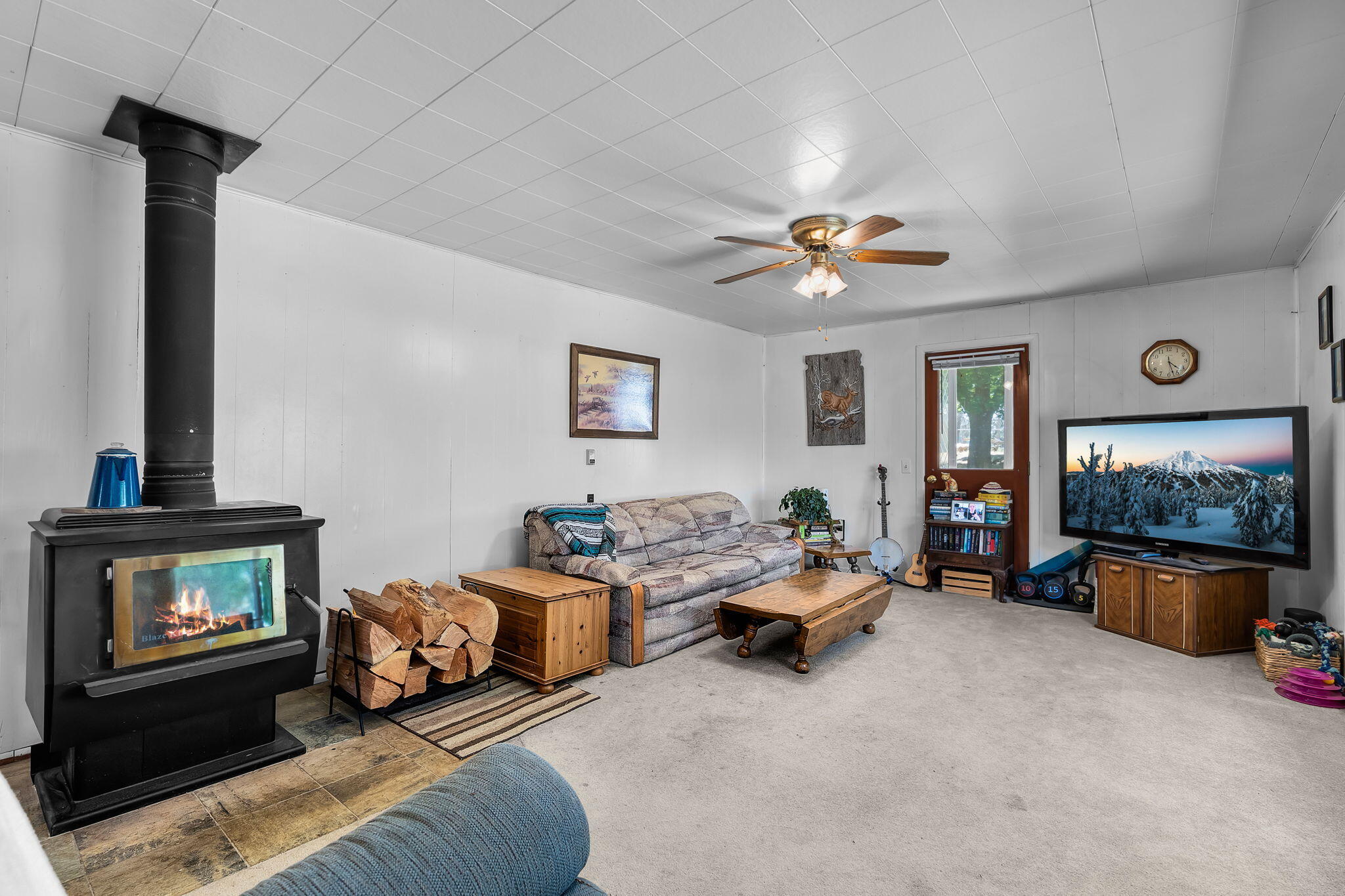 4743 NW Maple Avenue