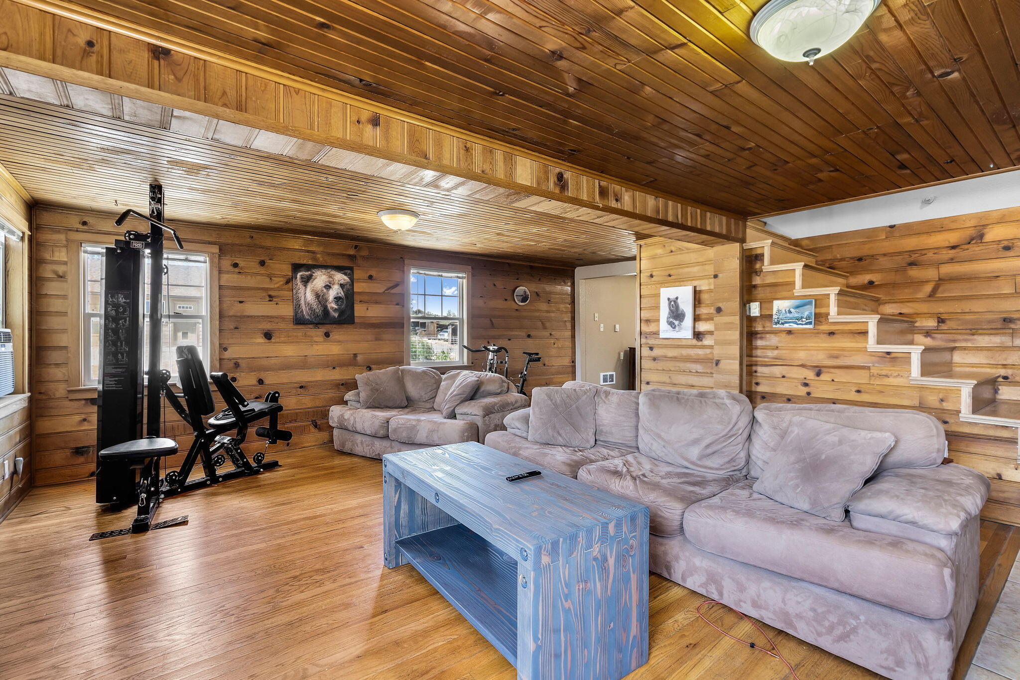 4743 NW Maple Avenue