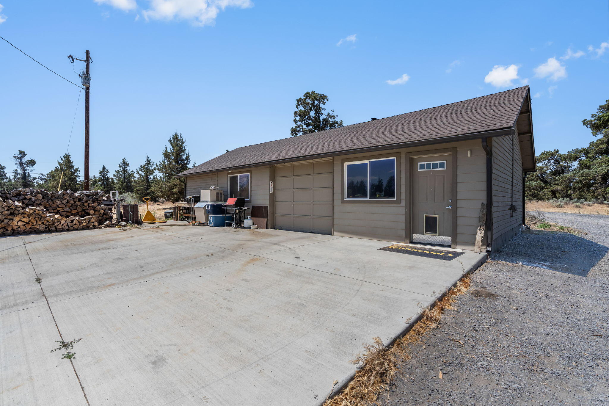 4743 NW Maple Avenue