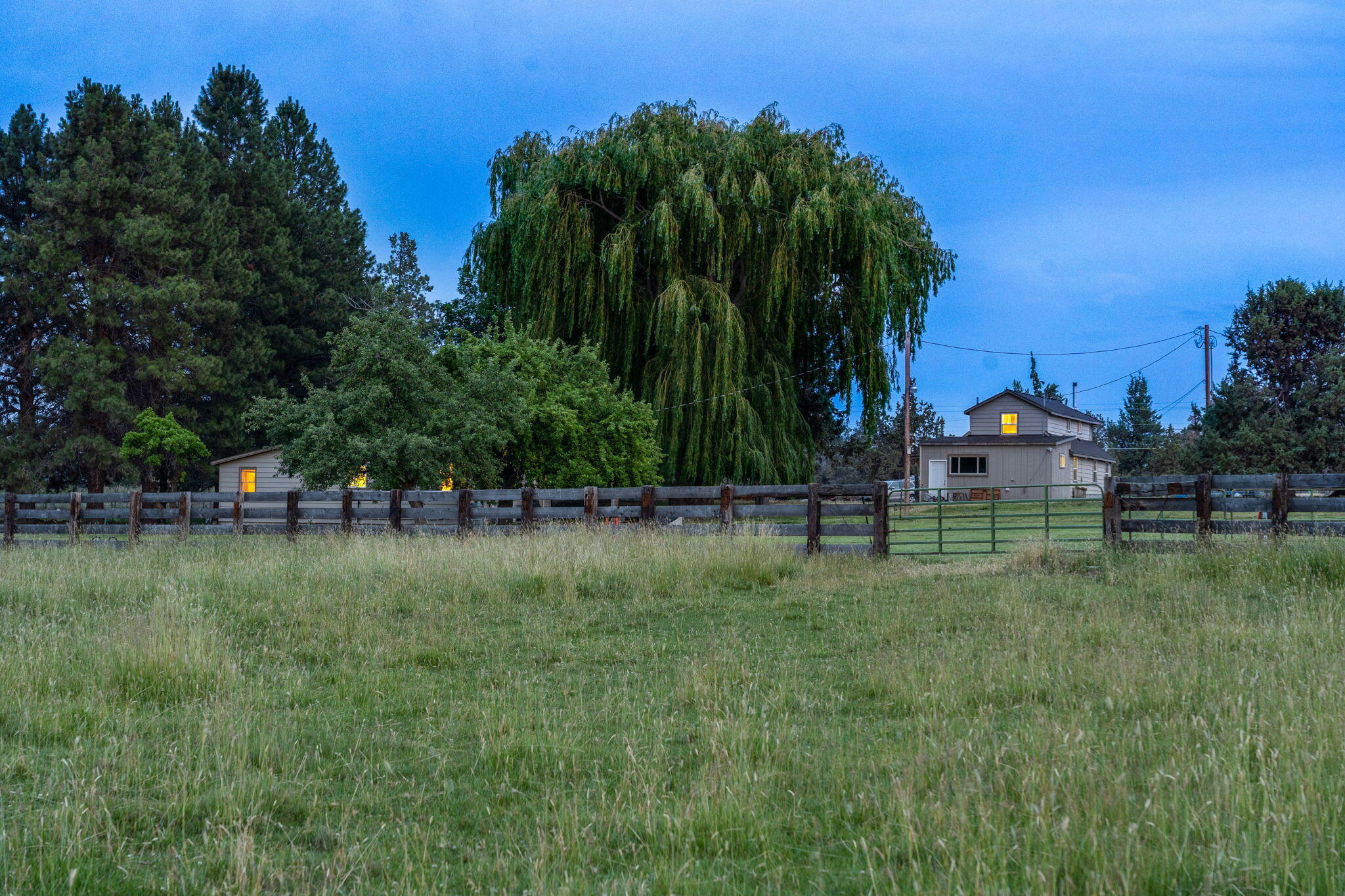 4743 NW Maple Avenue