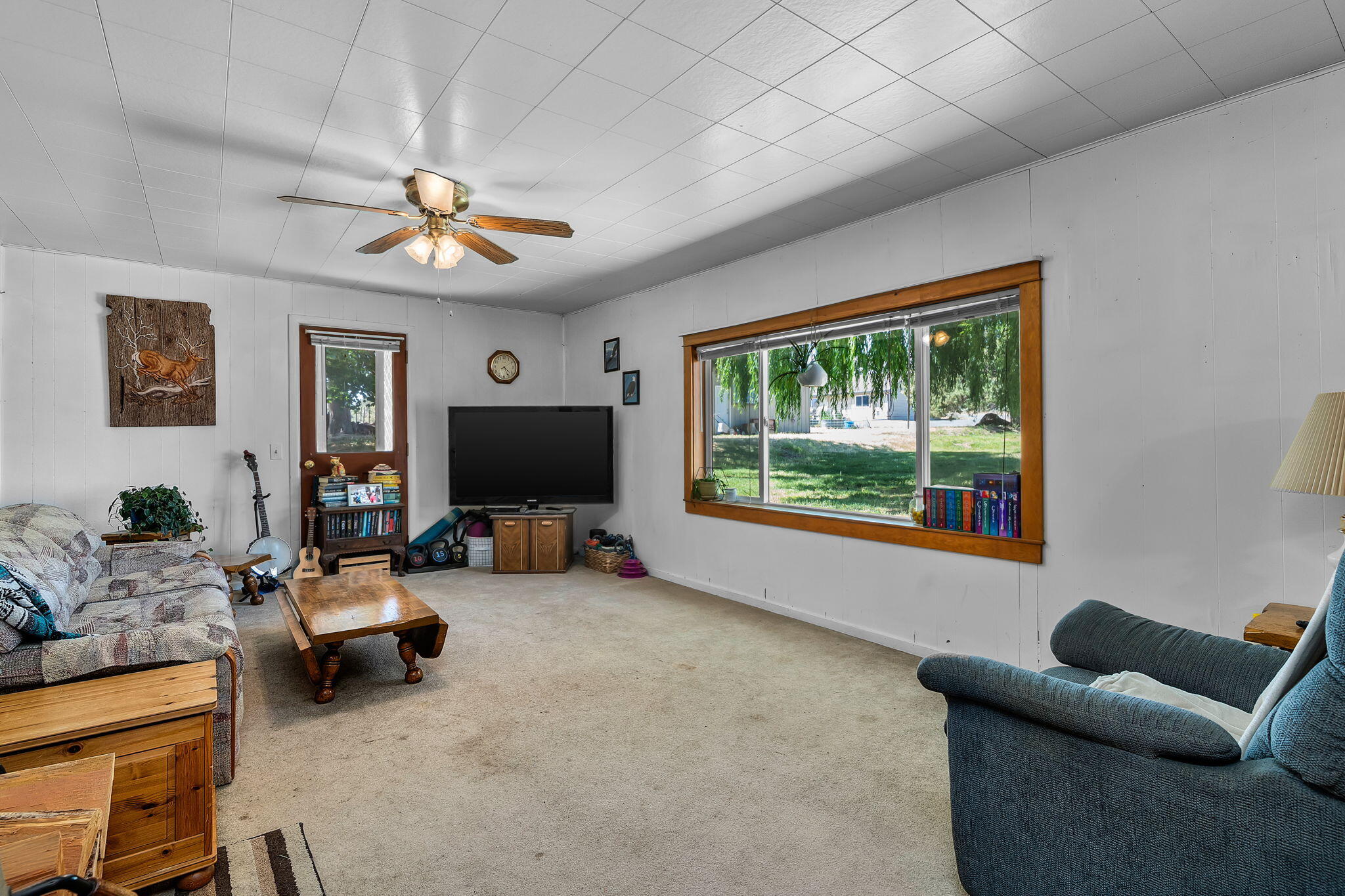 4743 NW Maple Avenue