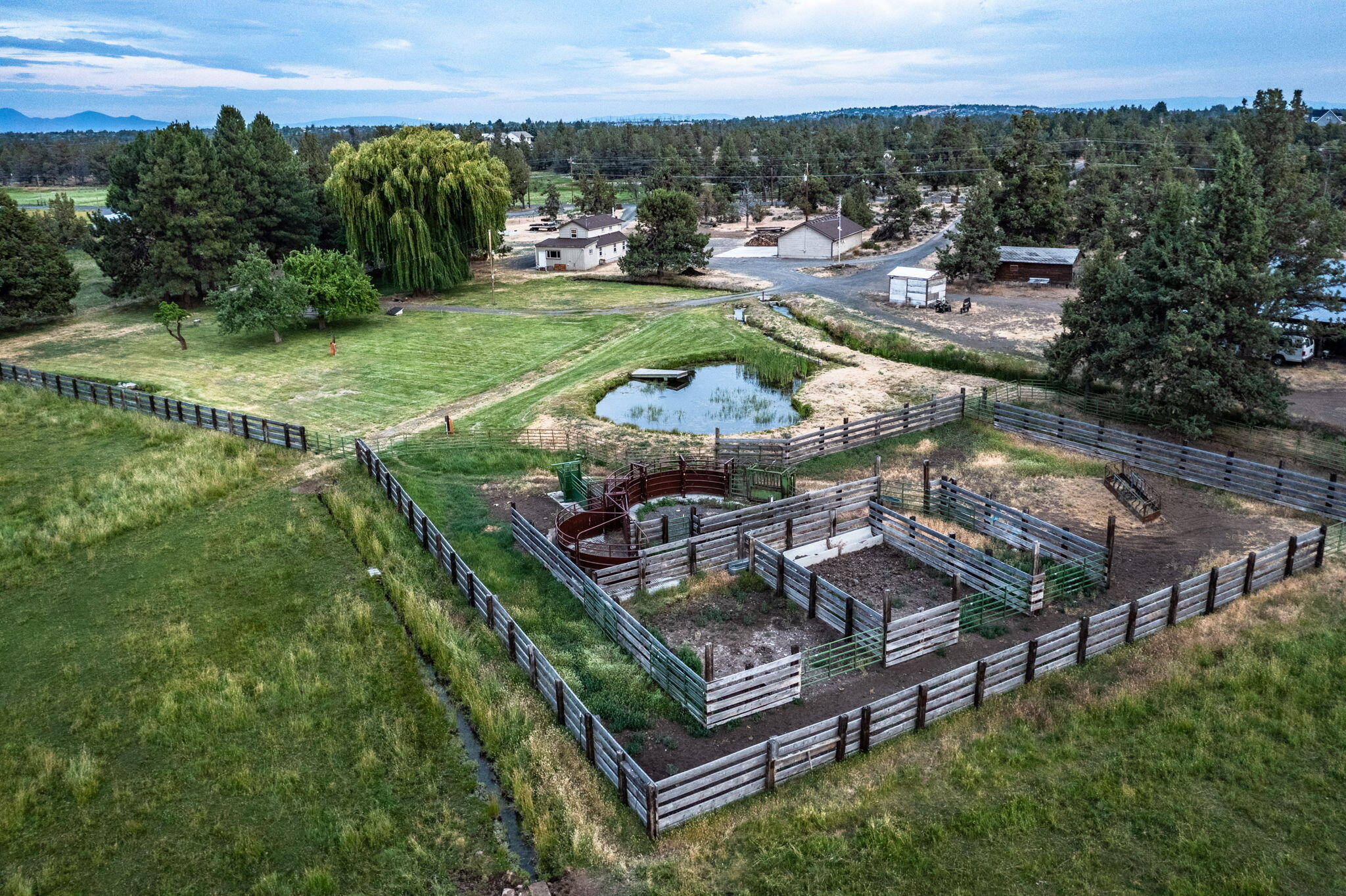 4743 NW Maple Avenue