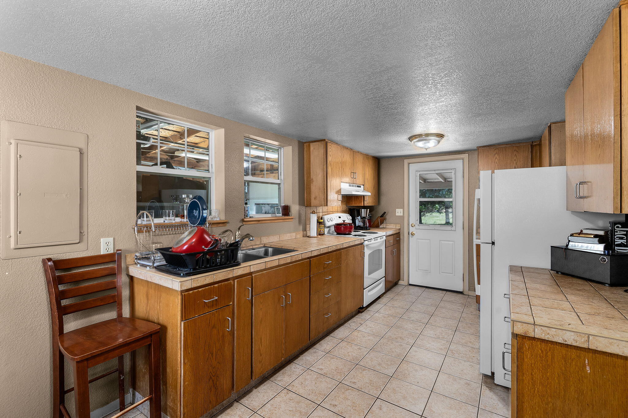 4743 NW Maple Avenue