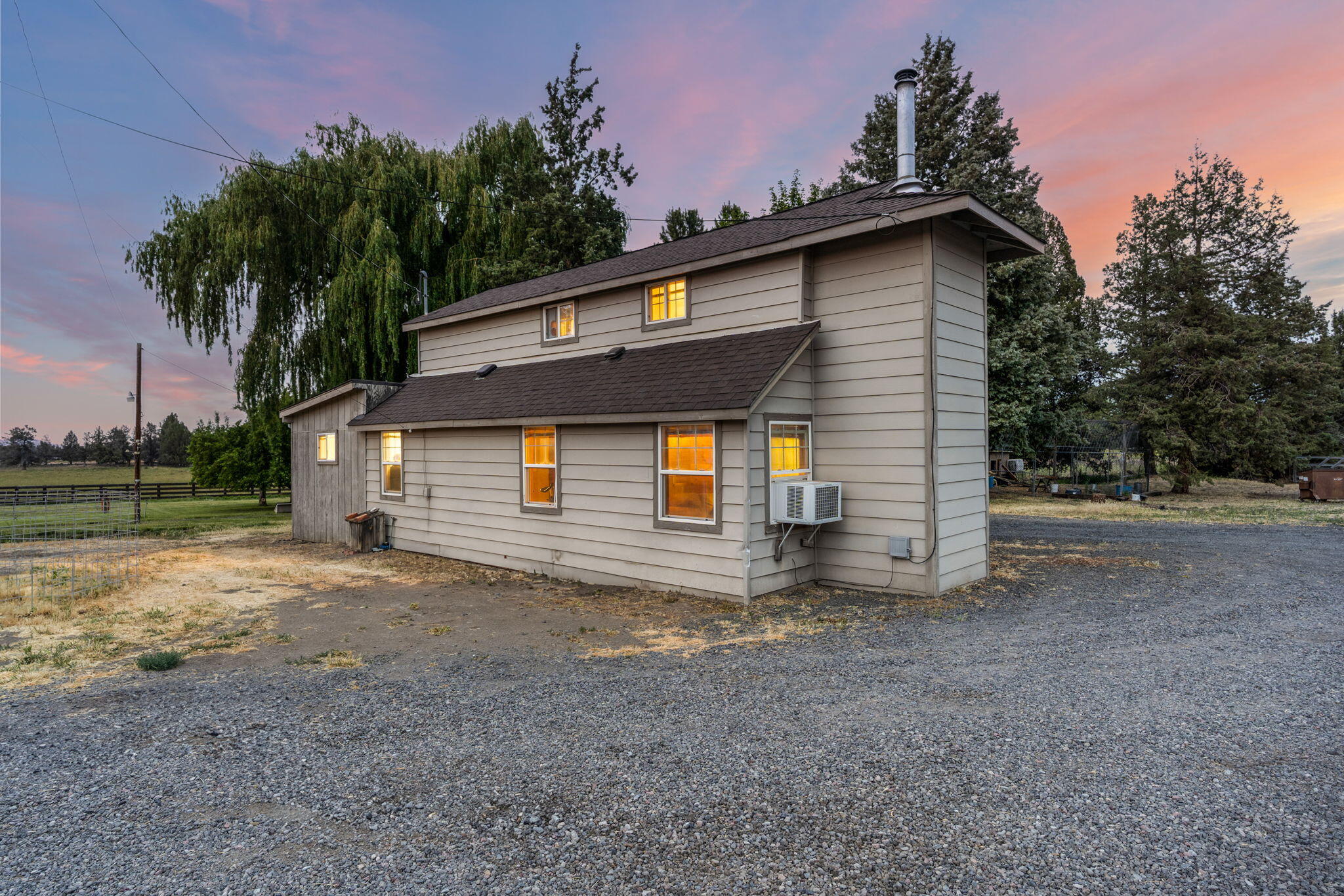 4743 NW Maple Avenue