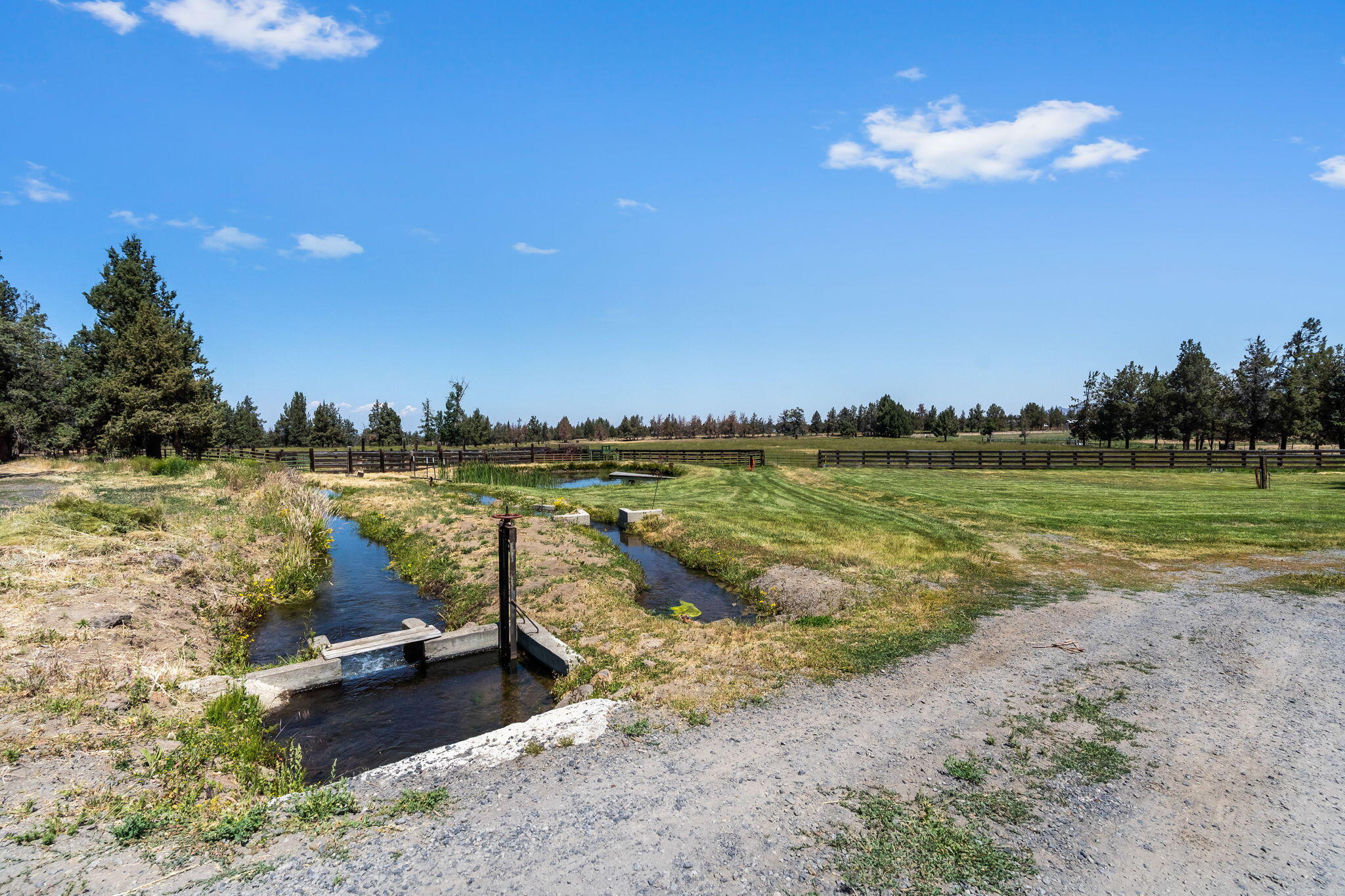 4743 NW Maple Avenue