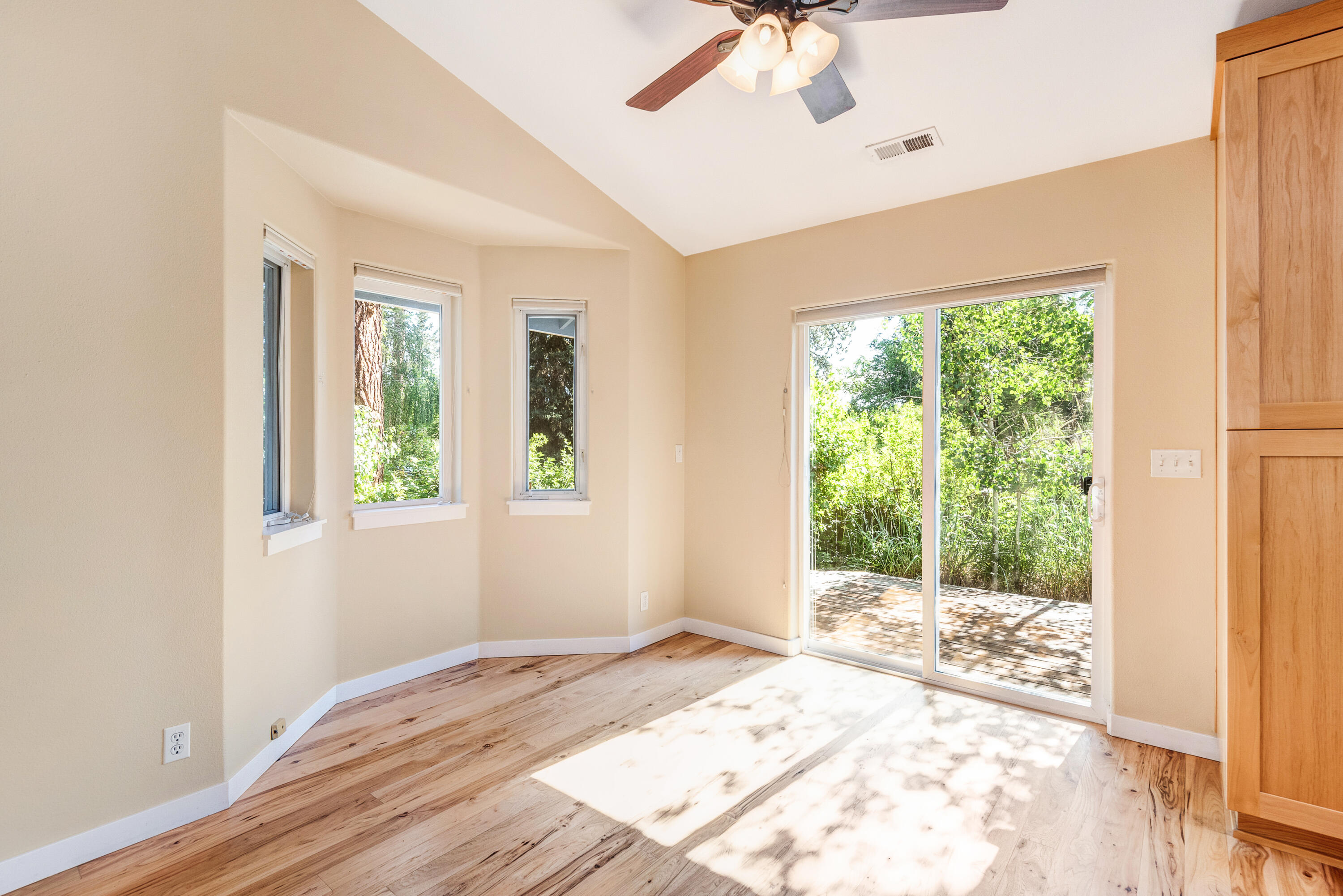 1449 NW Lexington Avenue