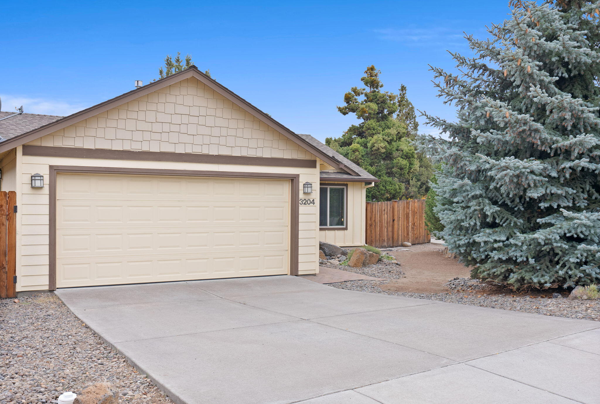 3204 NE Spring Creek Place, Bend
