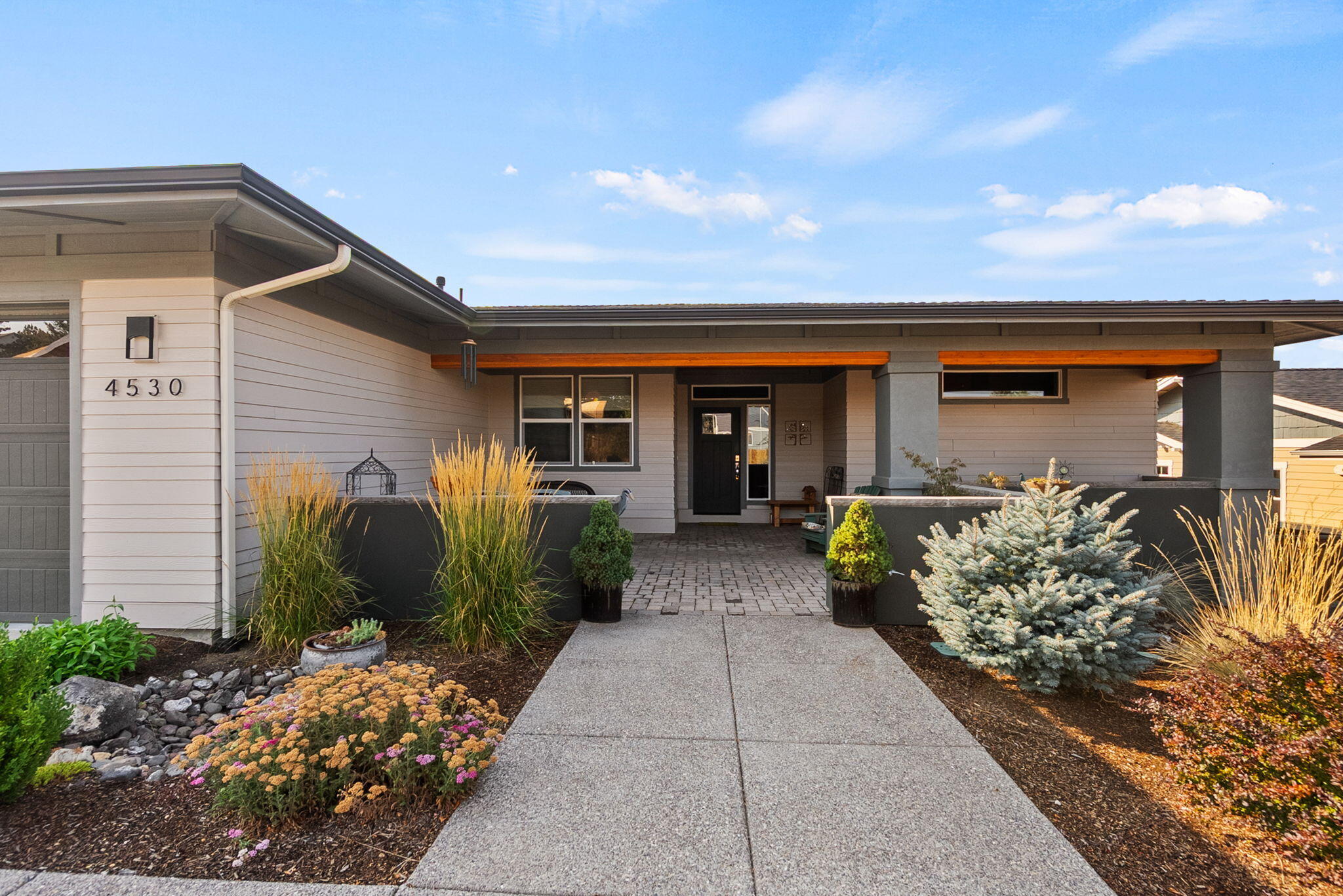 4530 SW Yew Avenue