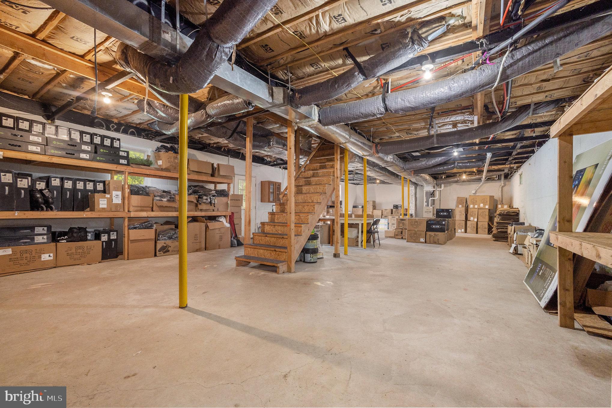 60 School House Rd