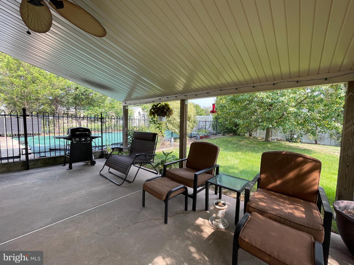 230 Loyalsock Dr