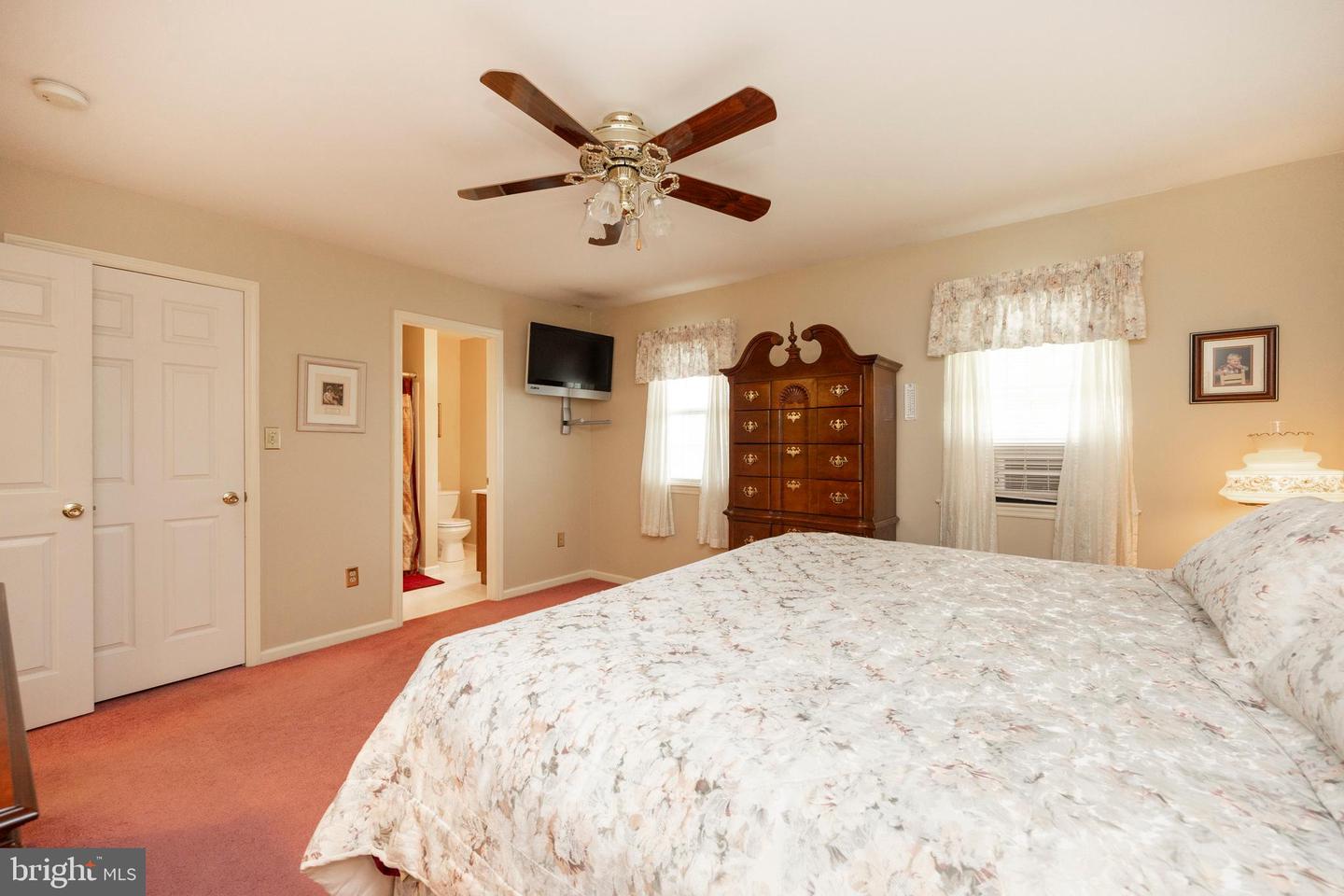 230 Loyalsock Dr