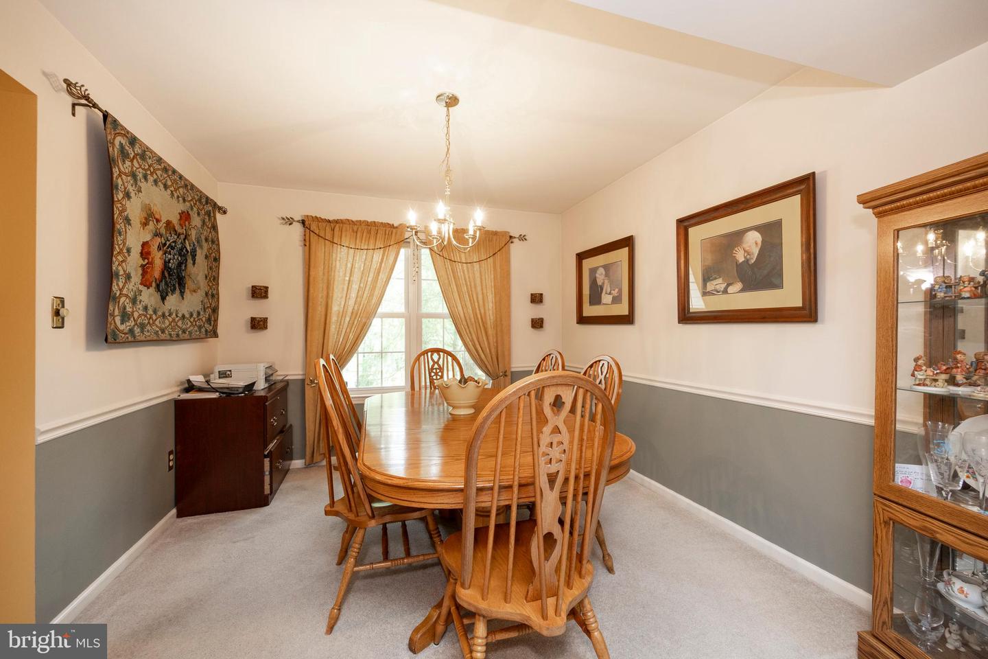 230 Loyalsock Dr