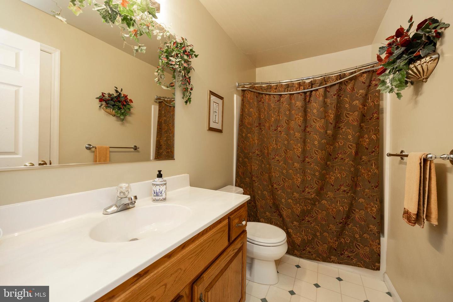 230 Loyalsock Dr