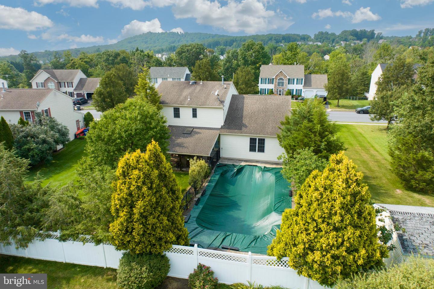 230 Loyalsock Dr
