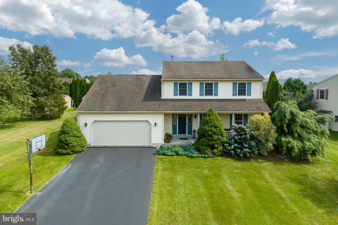 230 Loyalsock Dr