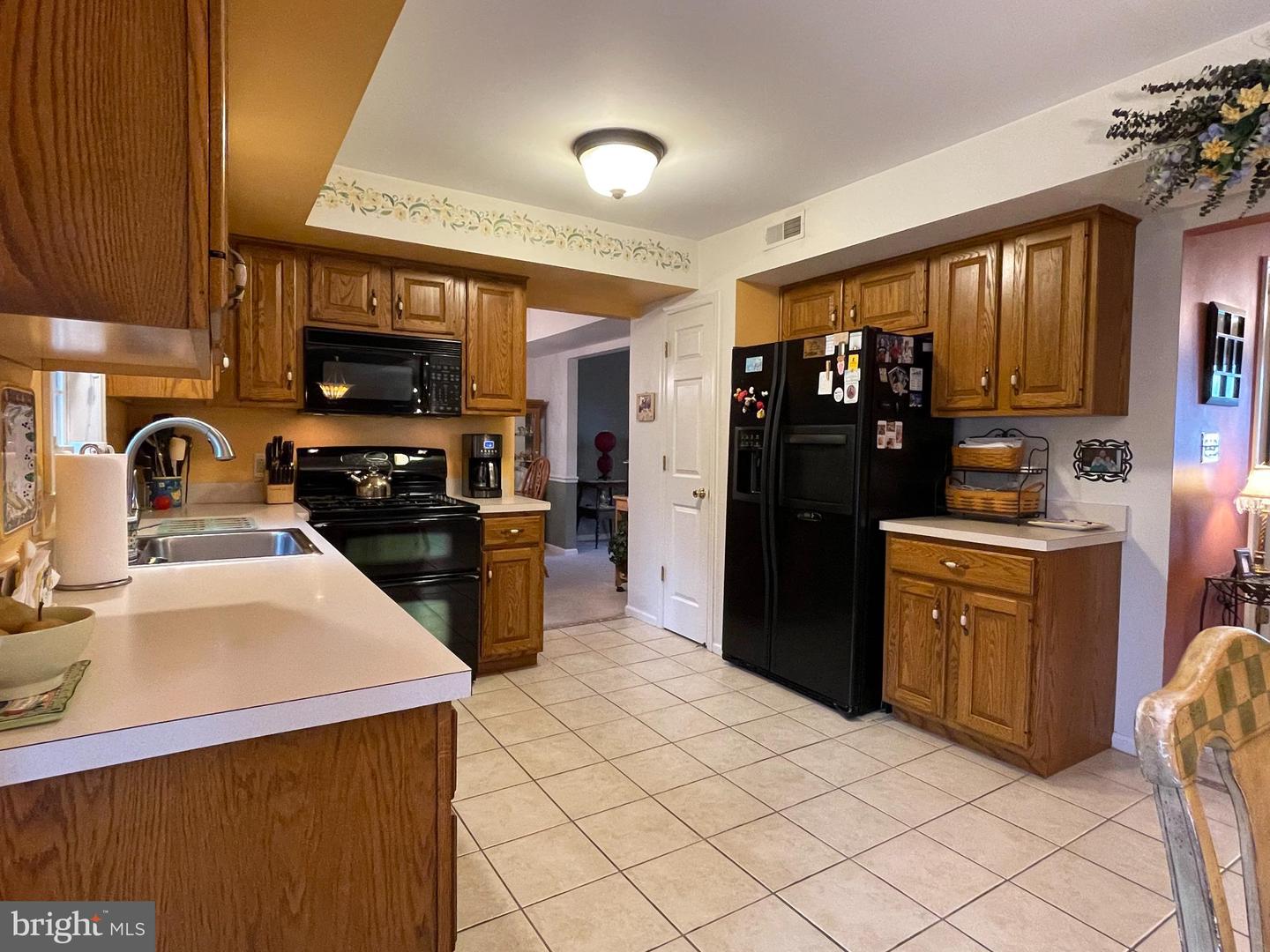 230 Loyalsock Dr