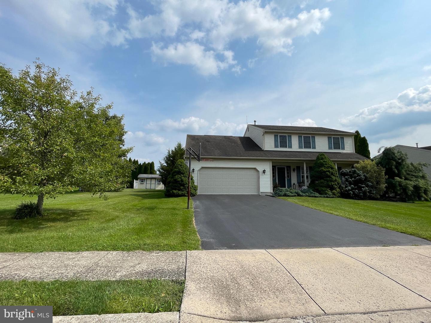 230 Loyalsock Dr