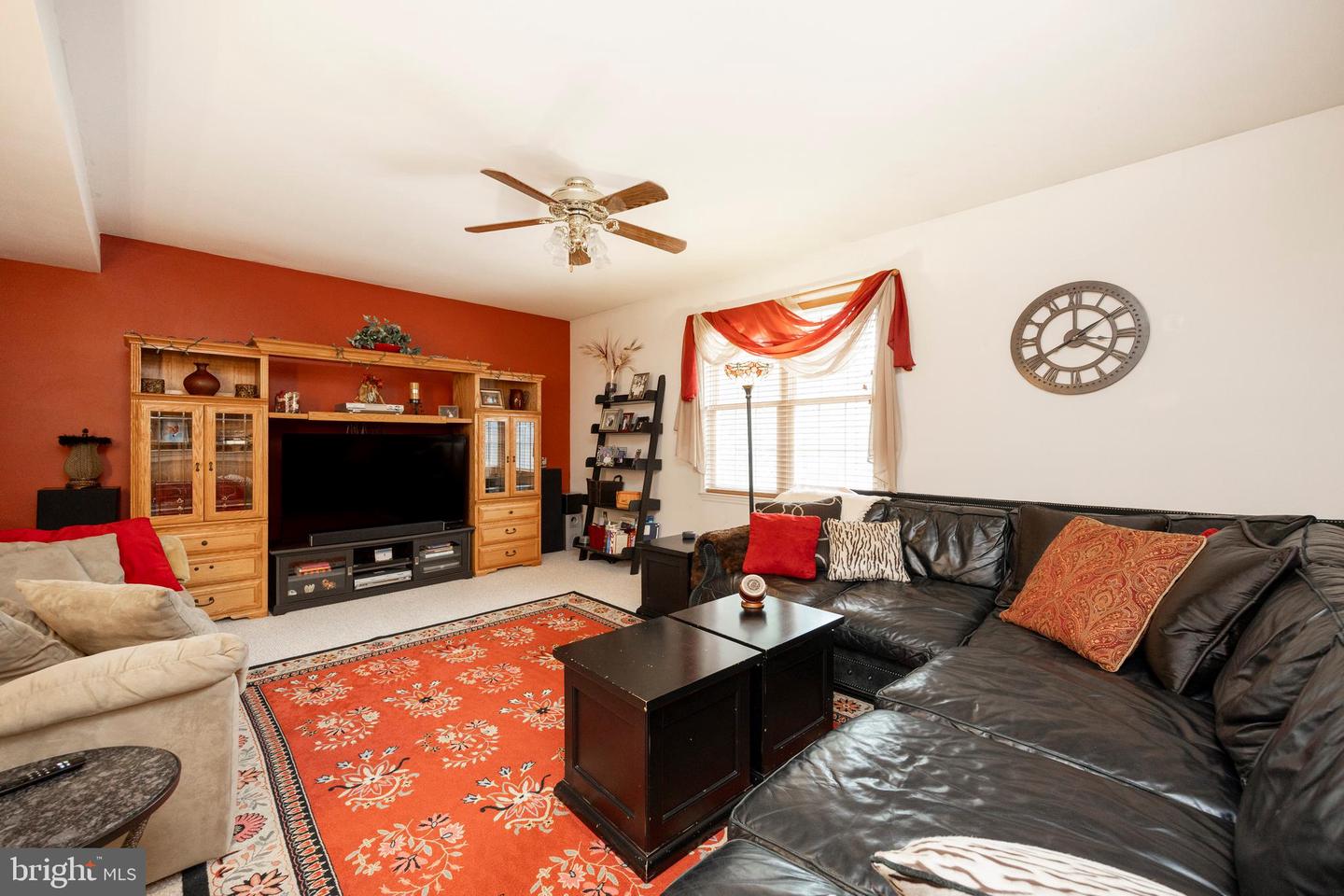 230 Loyalsock Dr