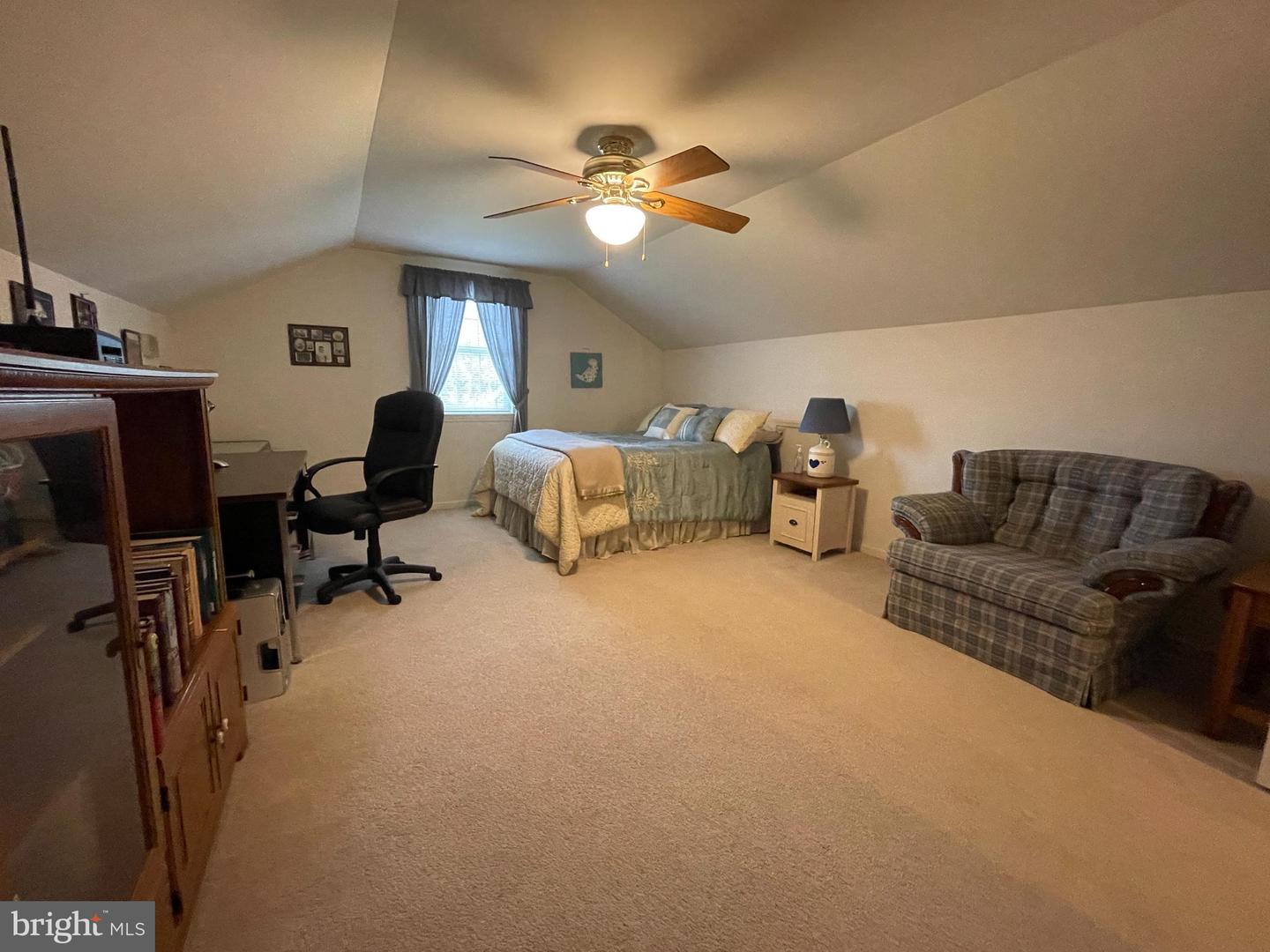 230 Loyalsock Dr
