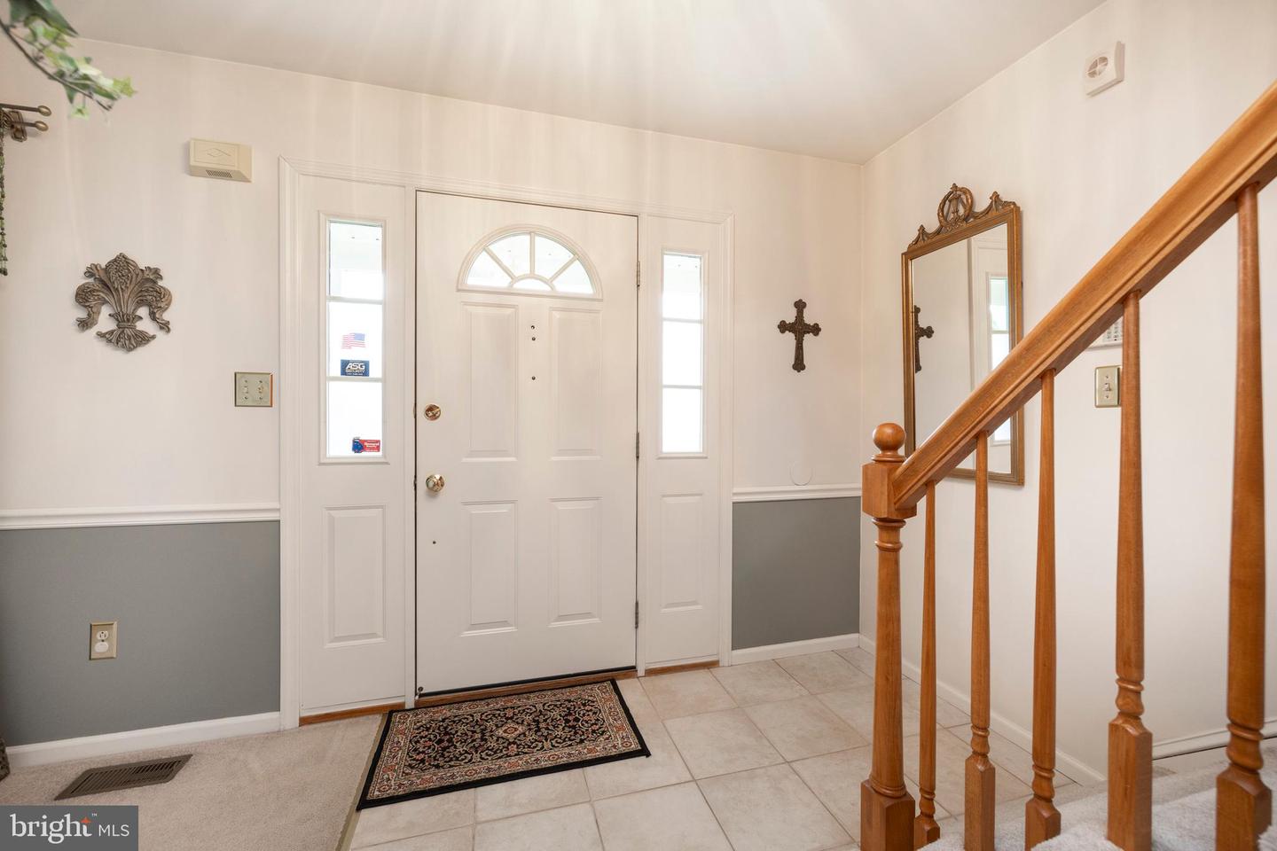 230 Loyalsock Dr