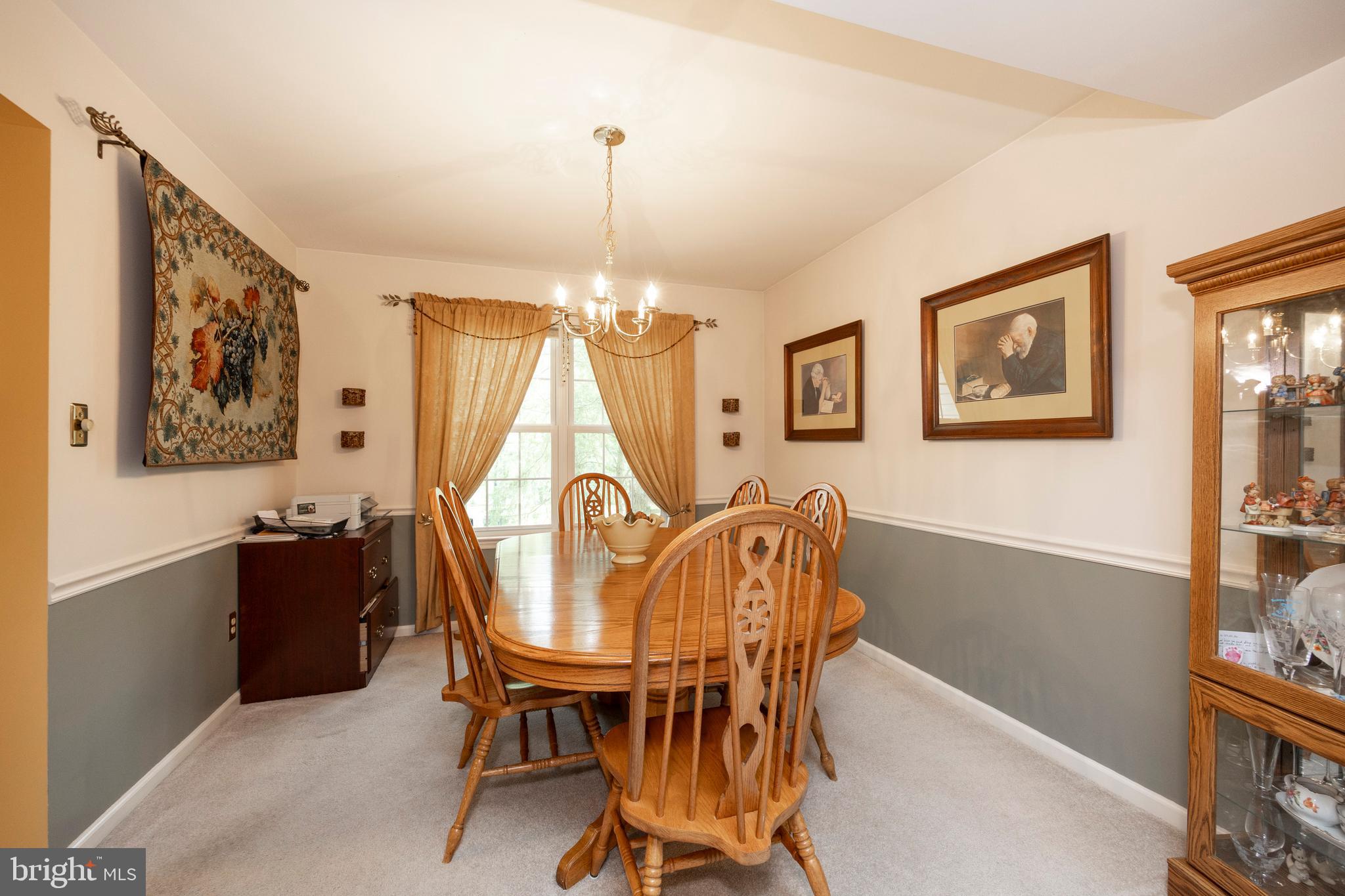 230 Loyalsock Dr