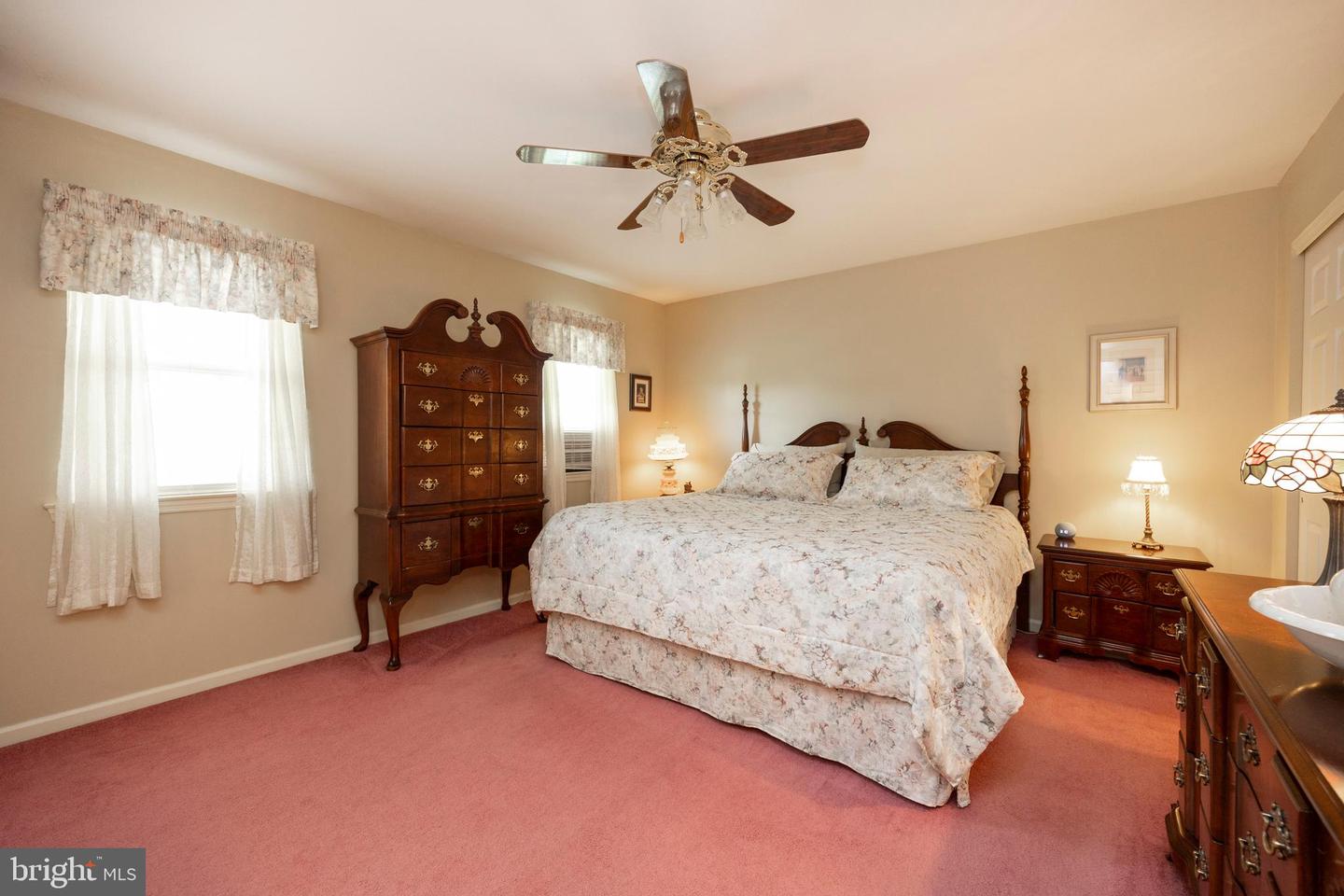 230 Loyalsock Dr