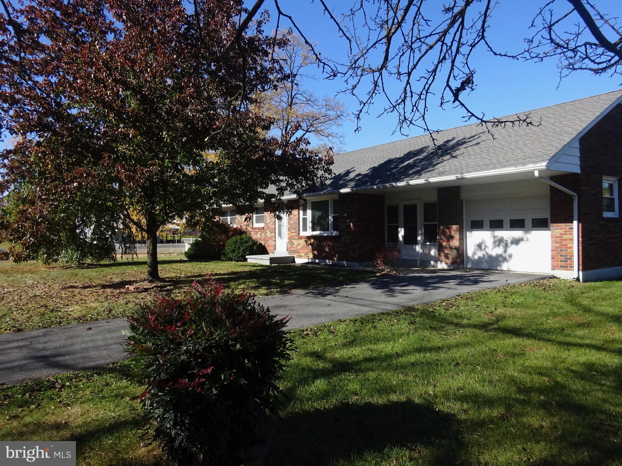 619 Crisscross Rd