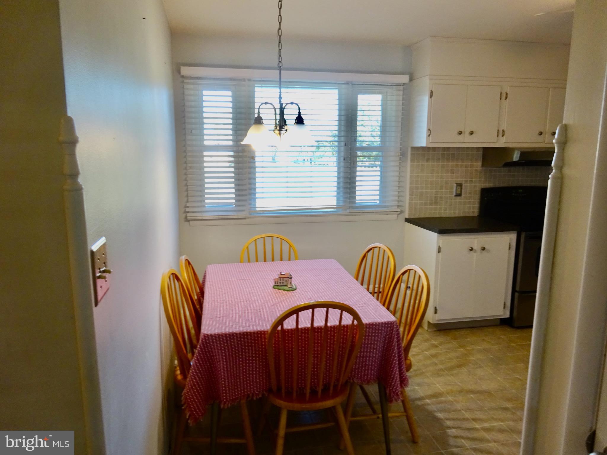 619 Crisscross Rd