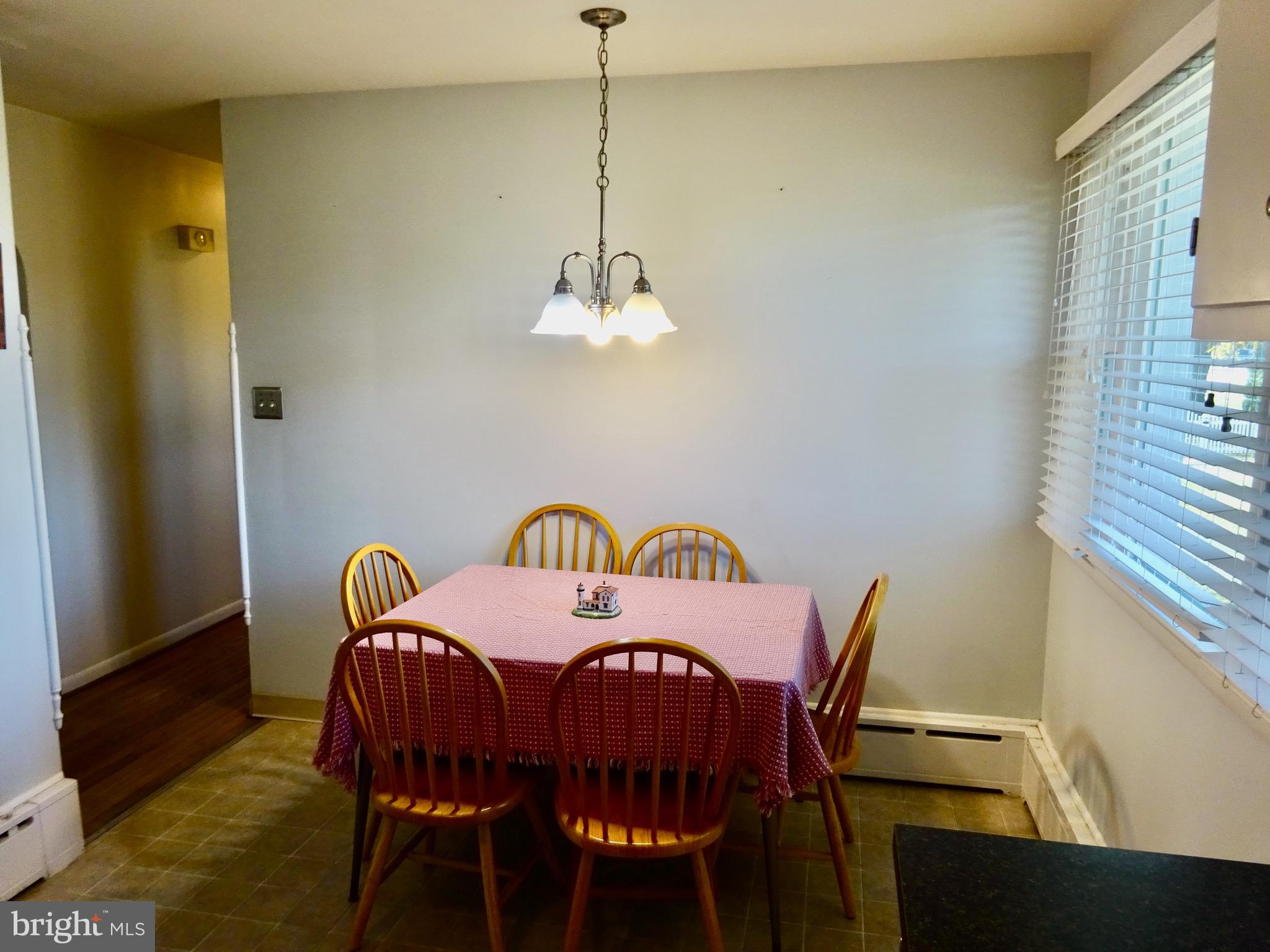 619 Crisscross Rd