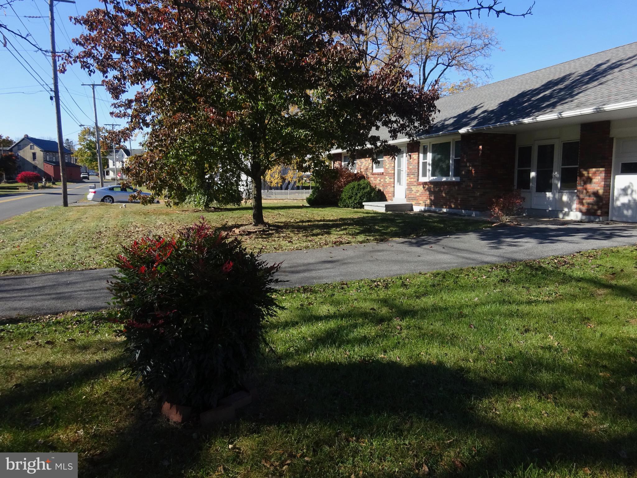 619 Crisscross Rd