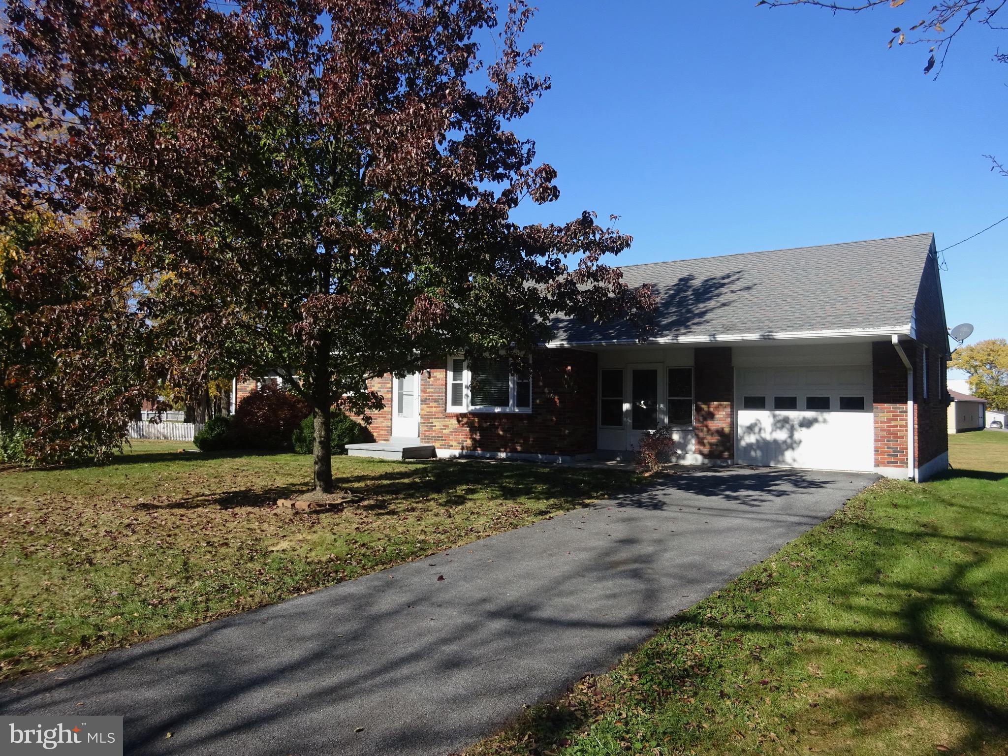 619 Crisscross Rd