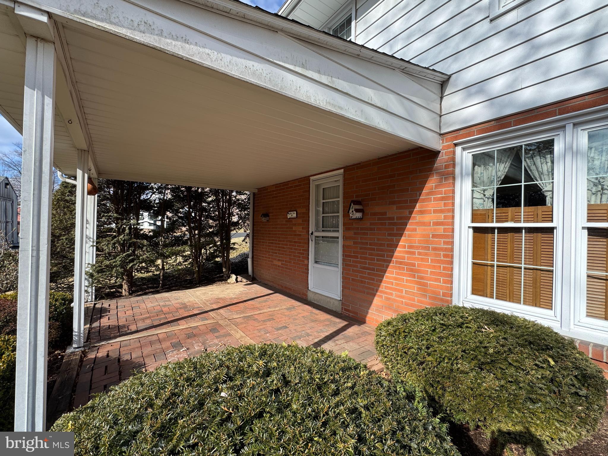 34 Stauffer Dr