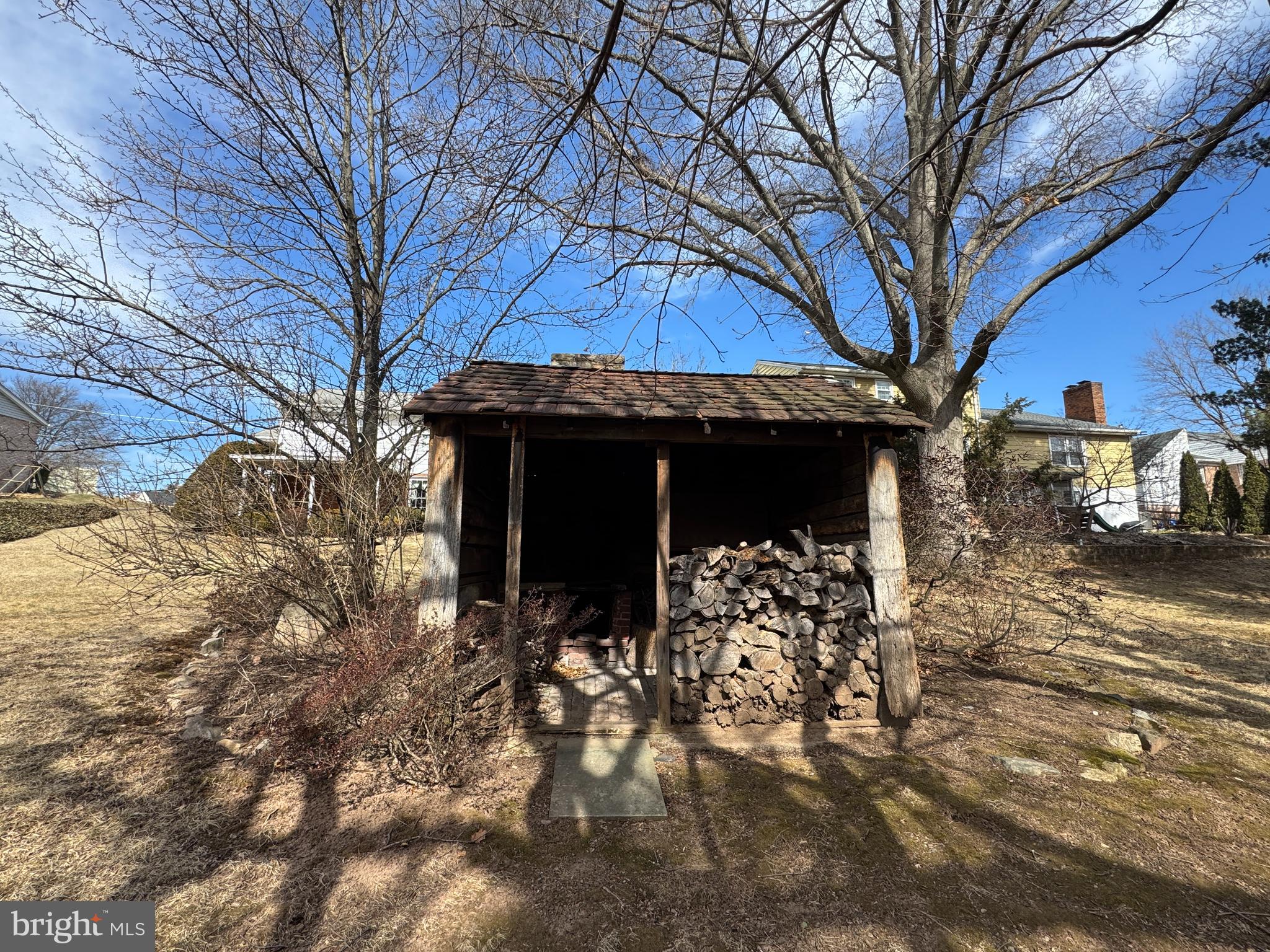 34 Stauffer Dr