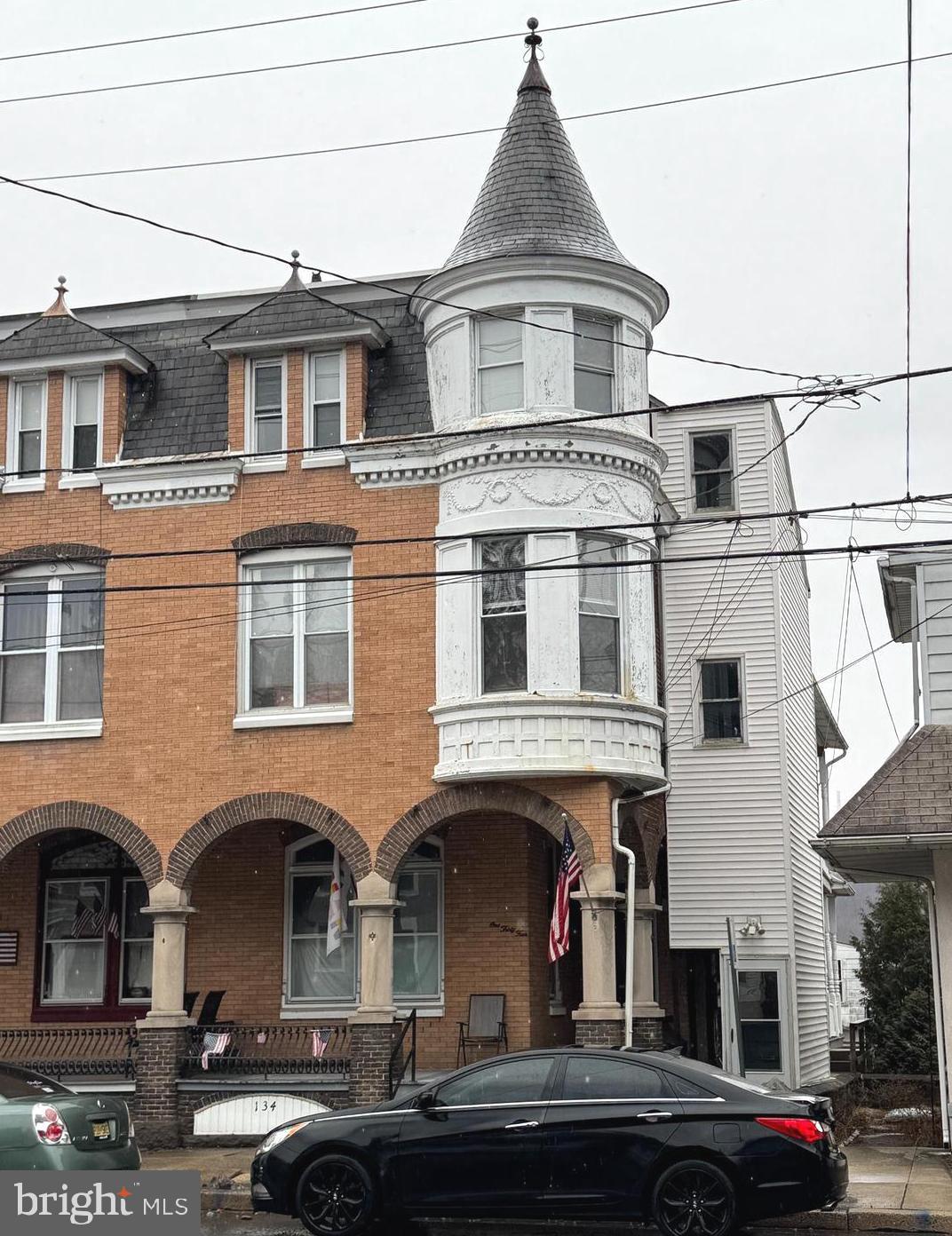134 W Philadelphia Ave