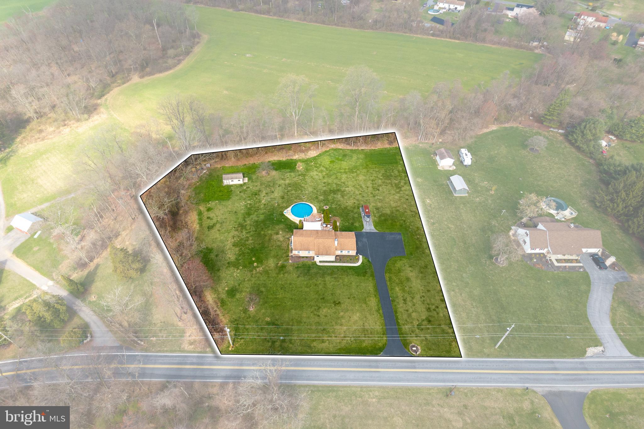 28 LOBACHSVILLE ROAD