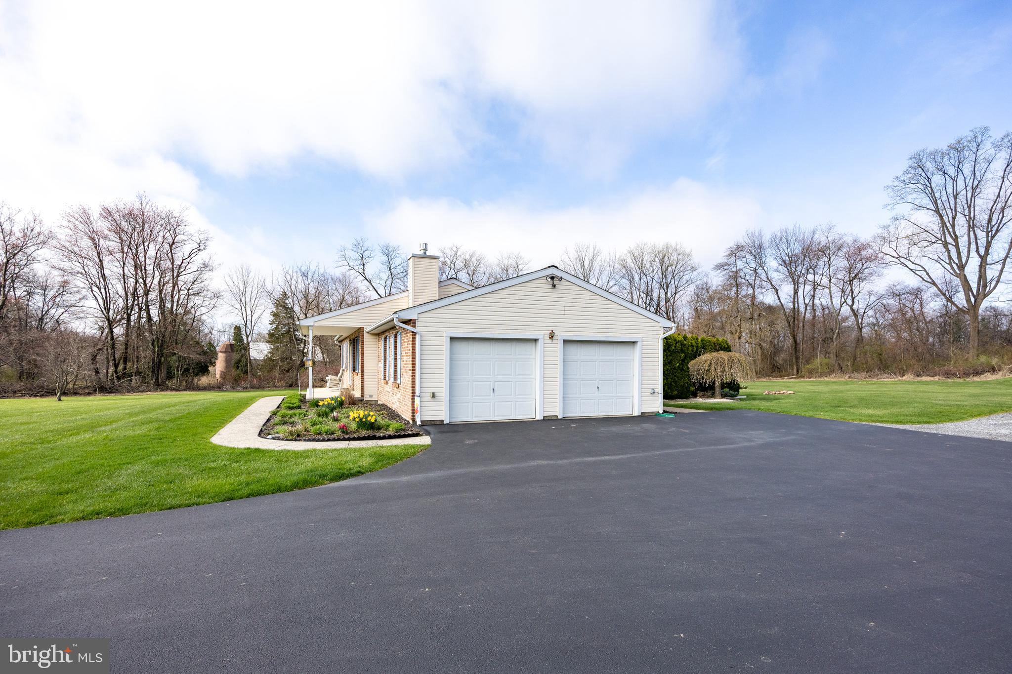 28 LOBACHSVILLE ROAD