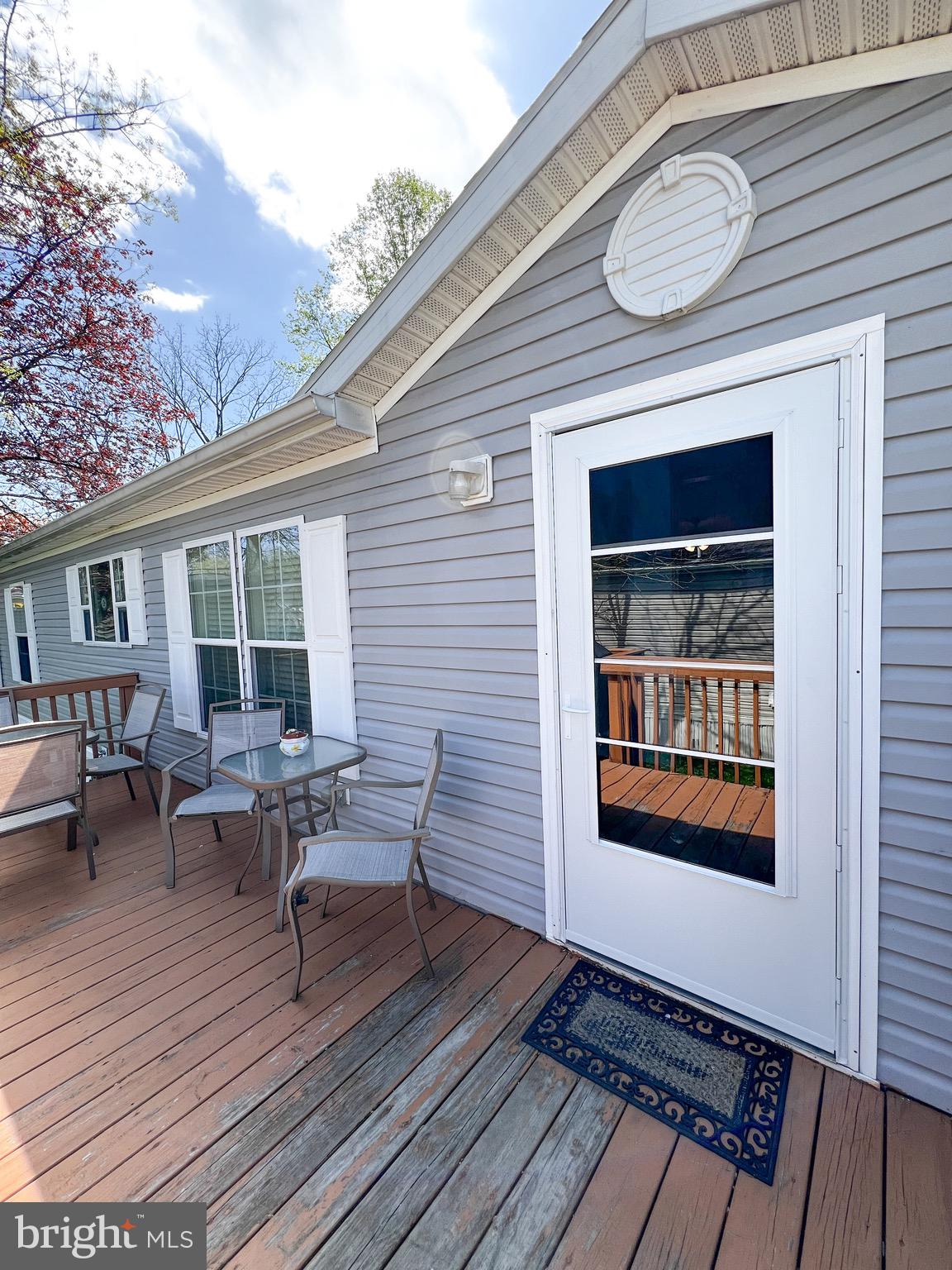 230 Laurel Run Dr