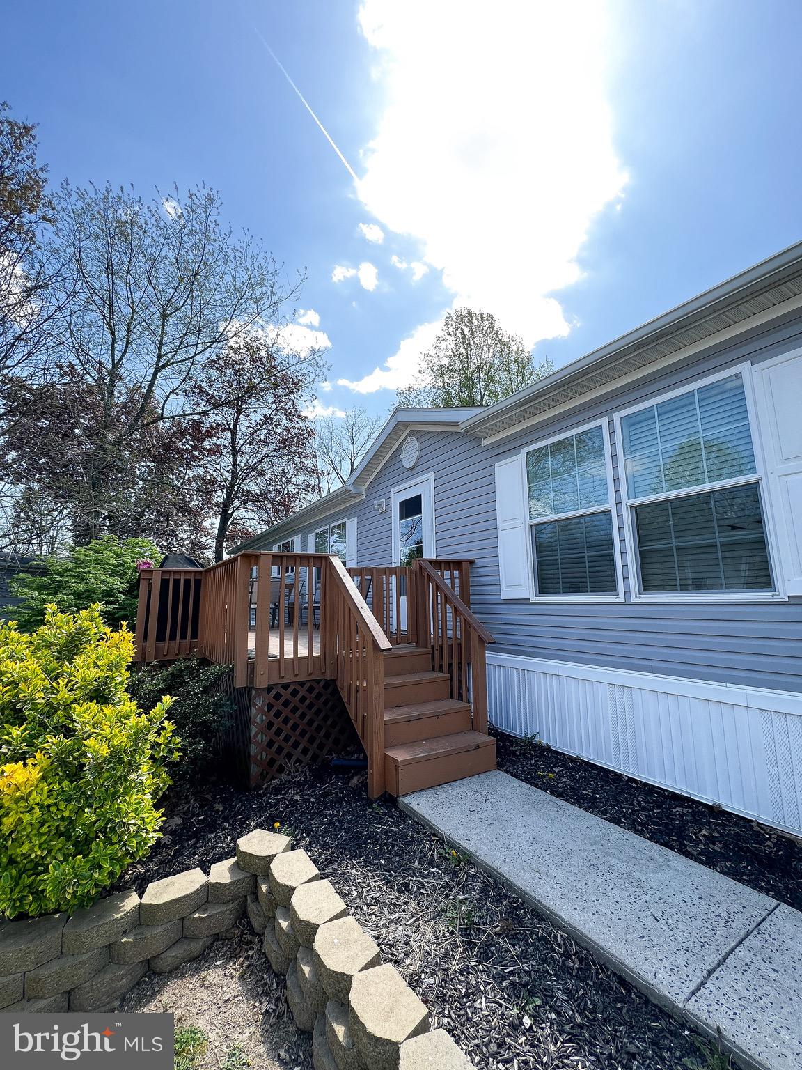 230 Laurel Run Dr